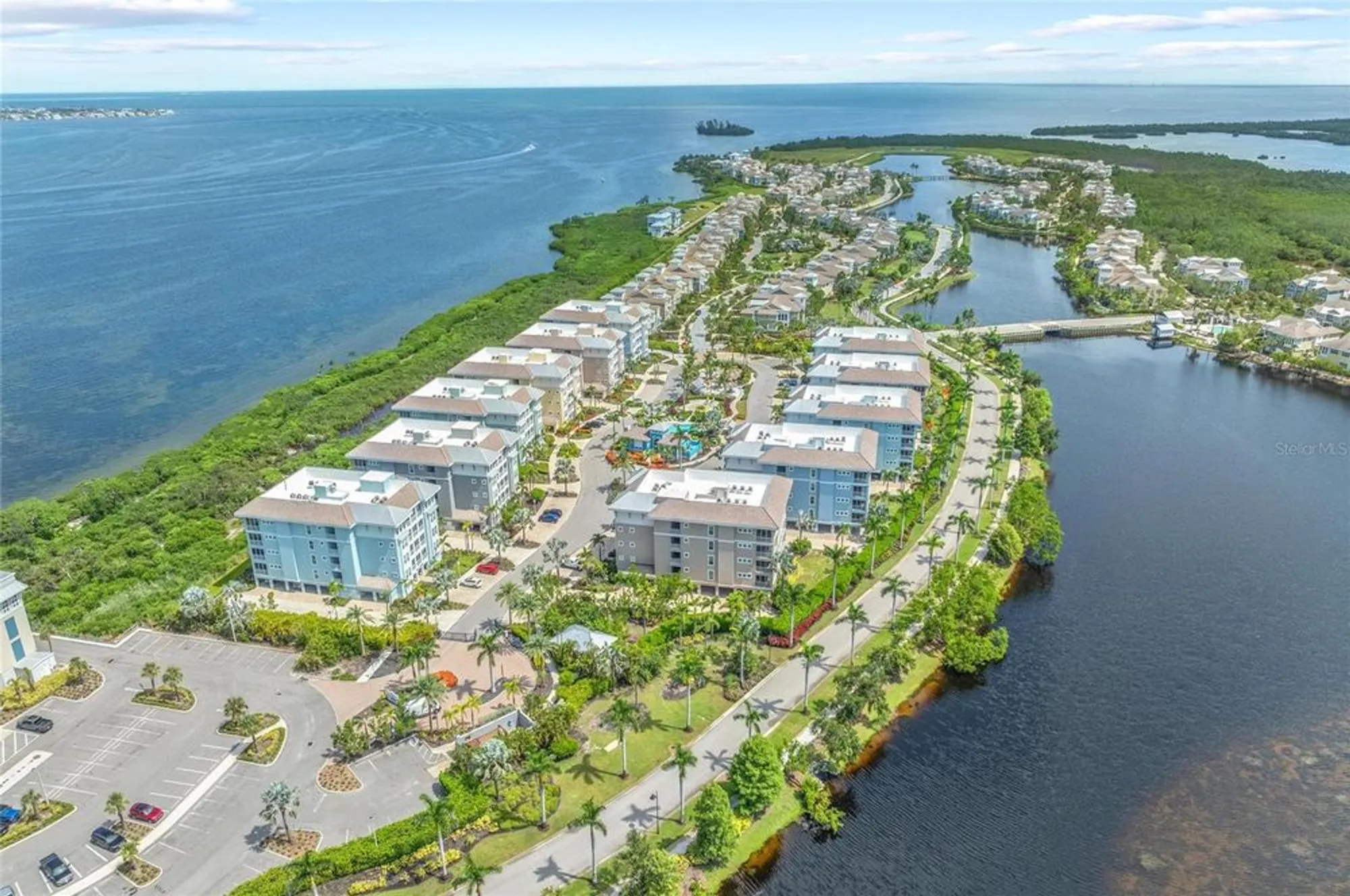 Property Slideshow image 60 of 100 | 387 aruba cir 301, Bradenton, FL, 34209