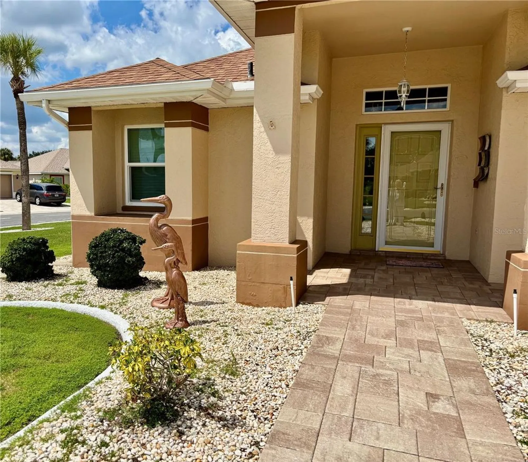 Property Slideshow image 4 of 35 | 2002 e del webb blvd, Sun City Center, FL, 33573