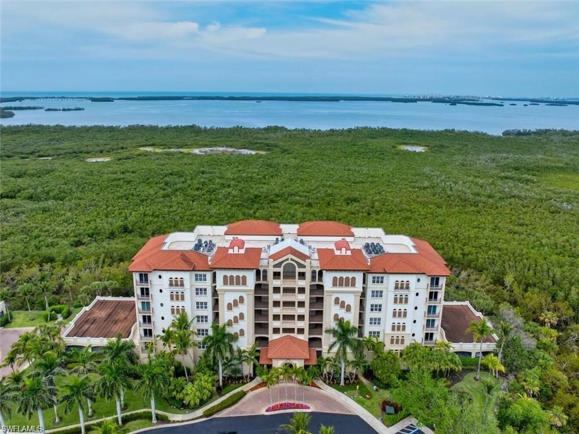 Property Slideshow image 4 of 33 | 24001 via castella dr 3402, Bonita Springs, FL, 34134