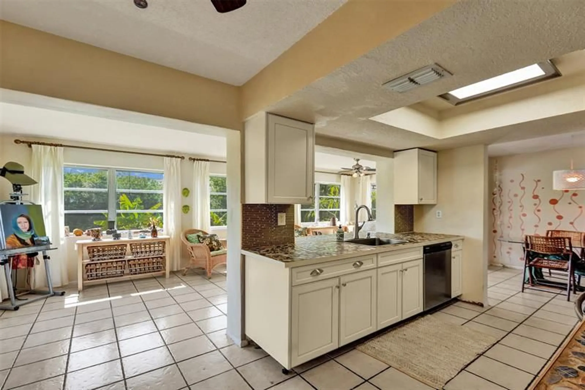 Property Slideshow image 19 of 46 | 4712 nw 41st ave, Lauderdale Lakes, FL, 33319