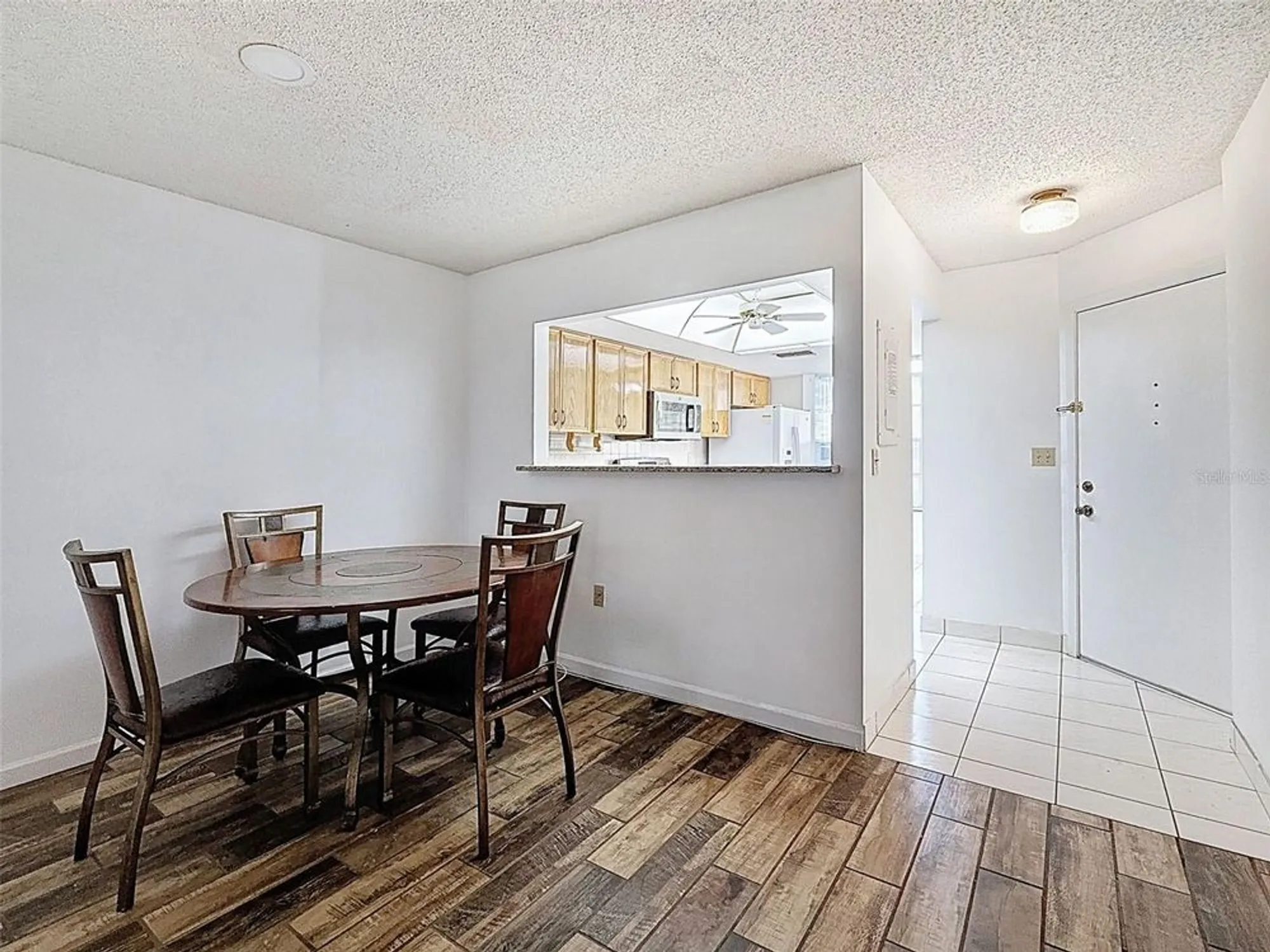 Property Slideshow image 11 of 74 | 11403 versailles ln, Port Richey, FL, 34668