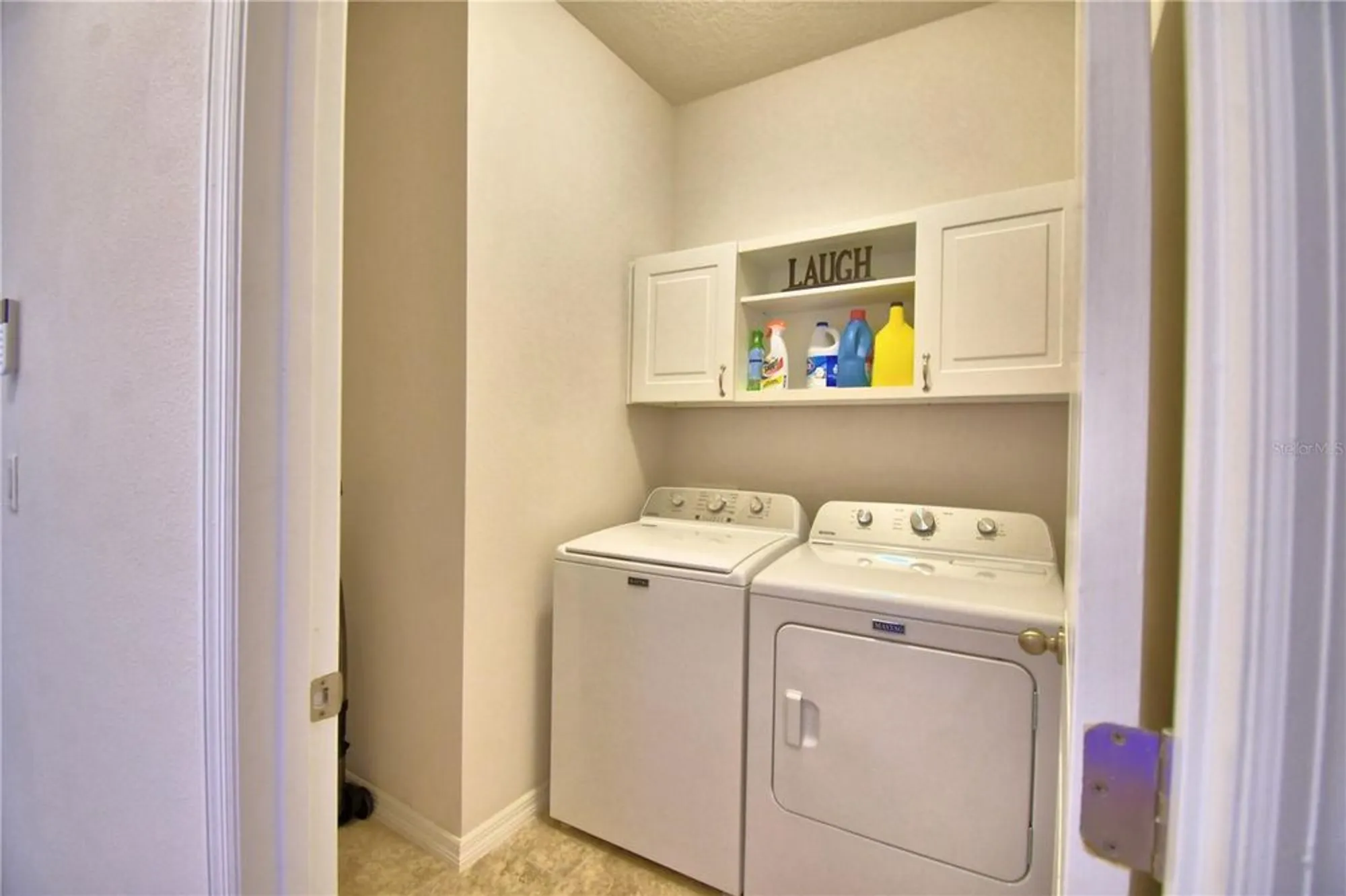 Property Slideshow image 38 of 55 | 2577 canyon crest dr, Lakeland, FL, 33811