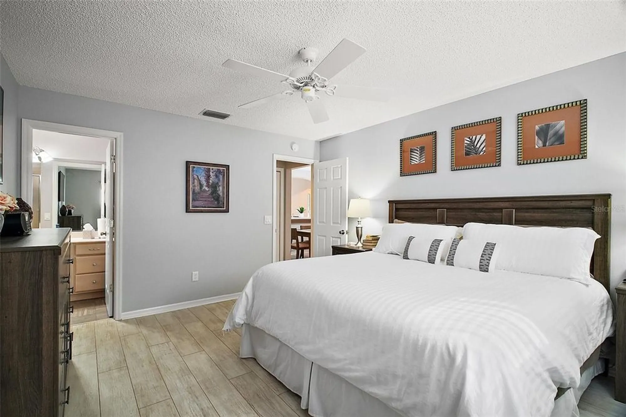 Property Slideshow image 4 of 25 | 1318 guerra ave, The Villages, FL, 32159