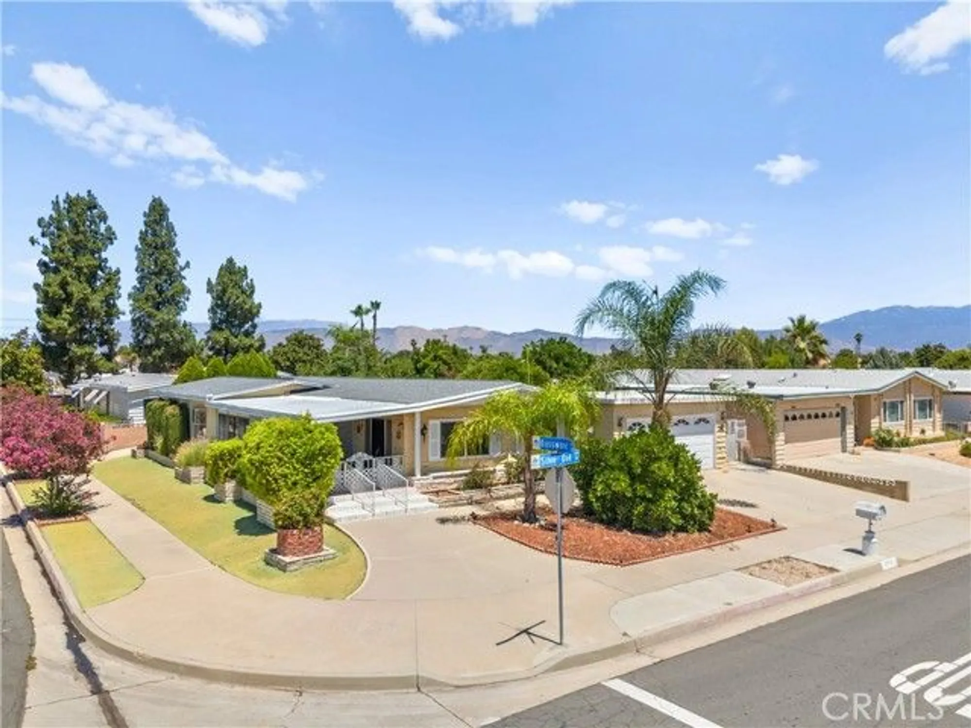 Property Slideshow image 10 of 60 | 2964 silver oak way, Hemet, CA, 92545