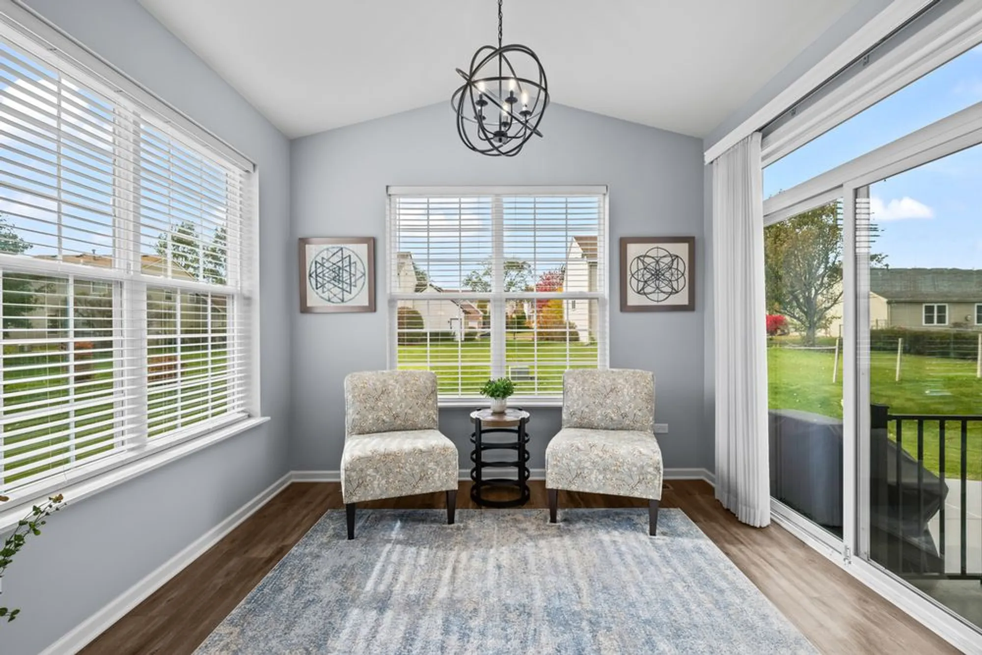 Property Slideshow image 11 of 23 | 460 mahogany dr, Algonquin, IL, 60102