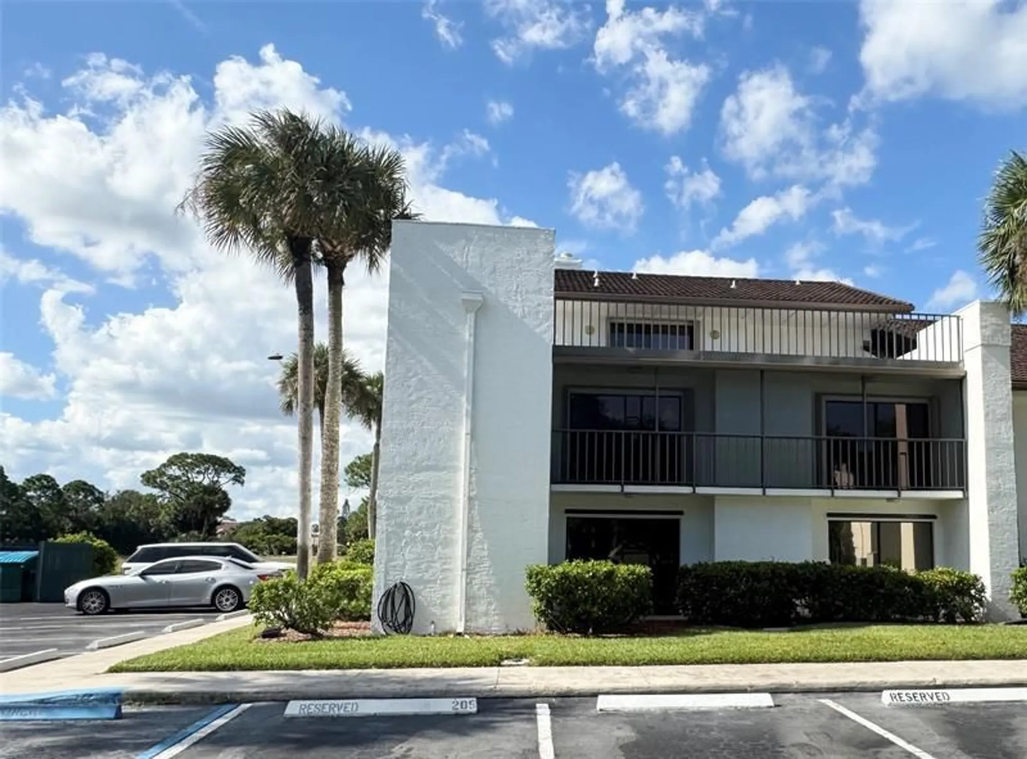 Property Slideshow image 39 of 49 | 3500 twin lakes ter apt 206, Fort Pierce, FL, 34951