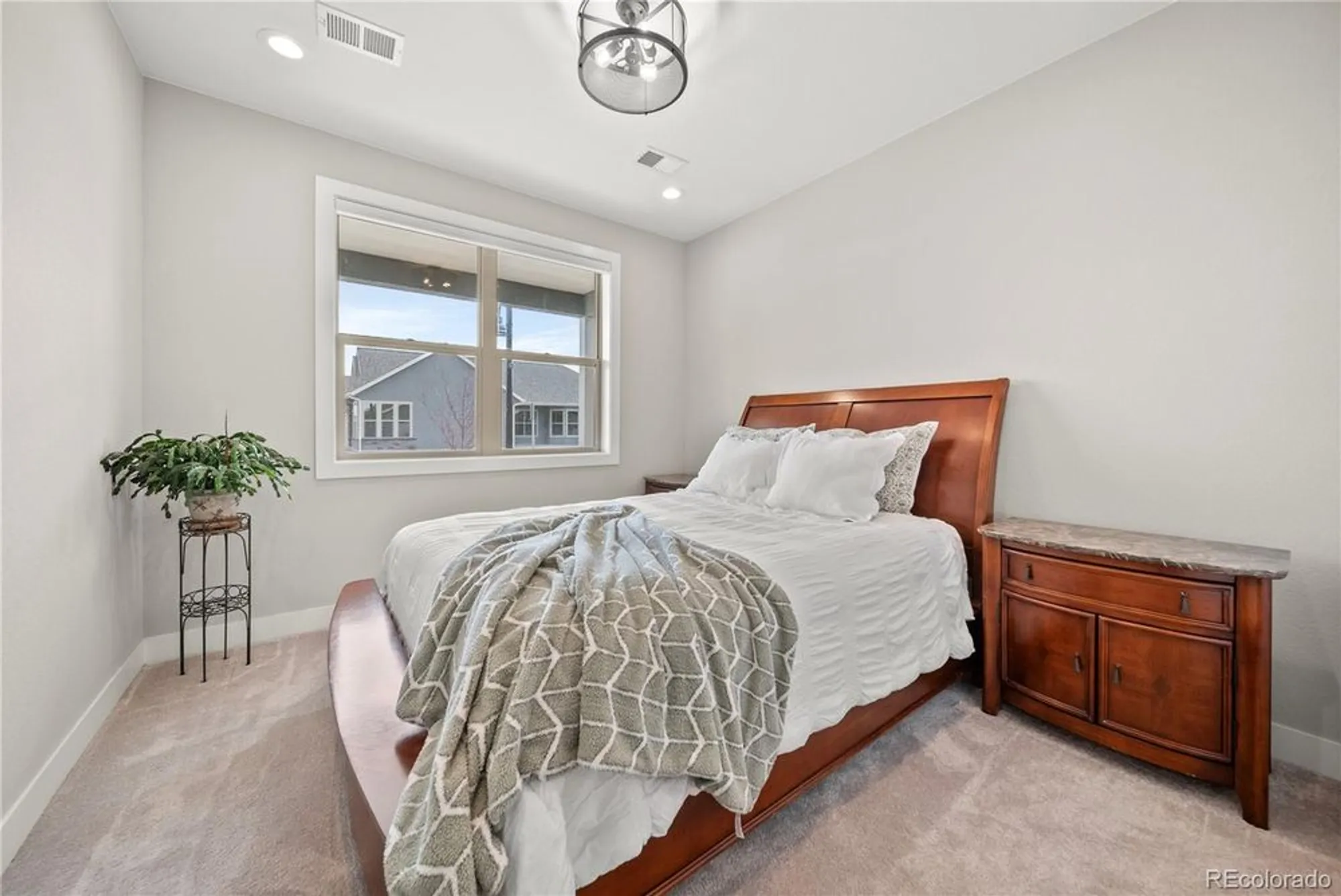 Property Slideshow image 23 of 40 | 331 josef cir, Fort Lupton, CO, 80621