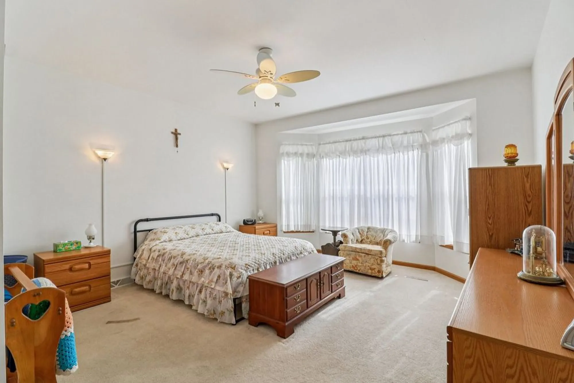 Property Slideshow image 16 of 33 | 3306 stakes ln, Grayslake, IL, 60030