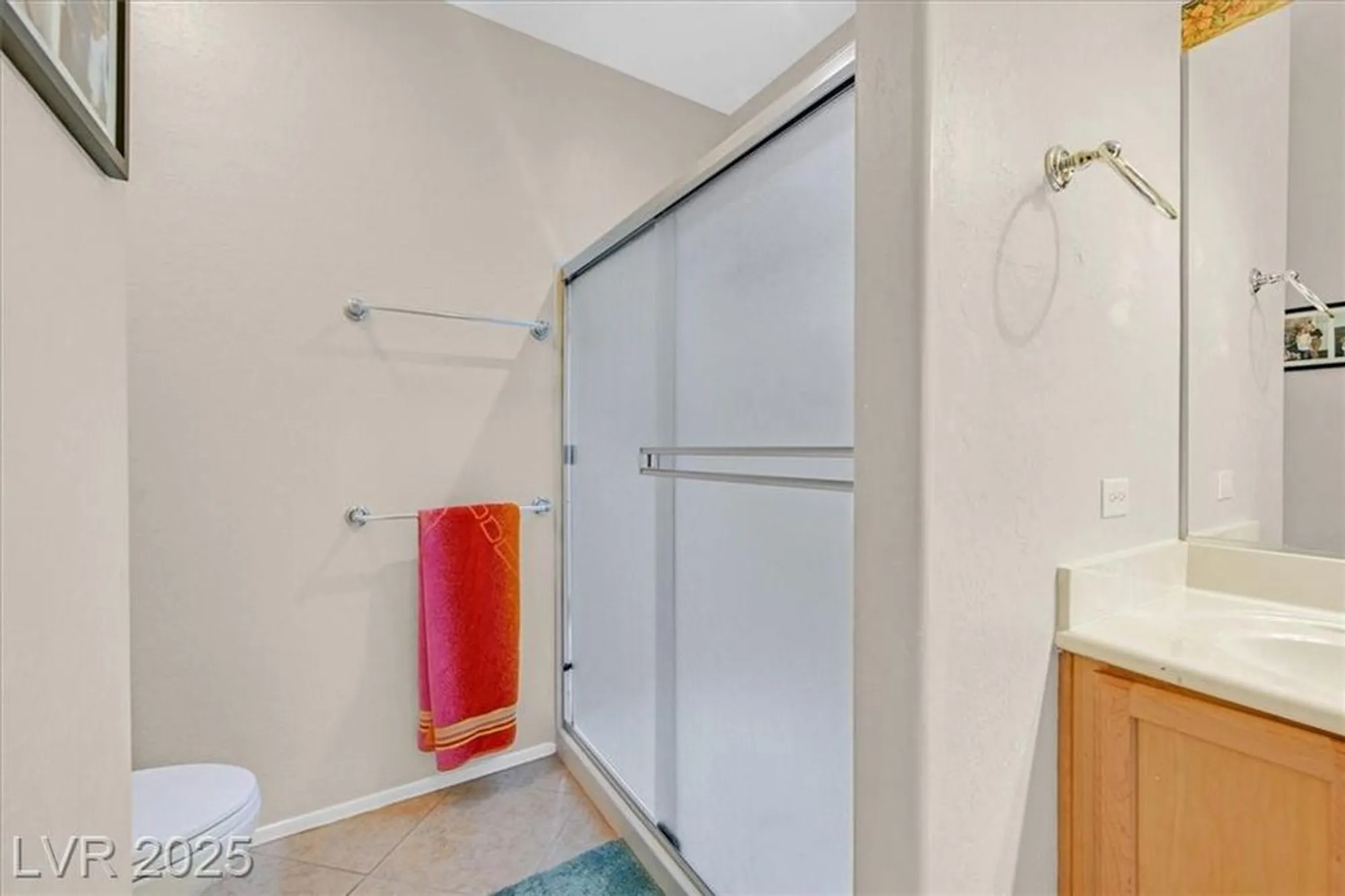 Property Slideshow image 17 of 37 | 6097 falconer ave, Las Vegas, NV, 89122