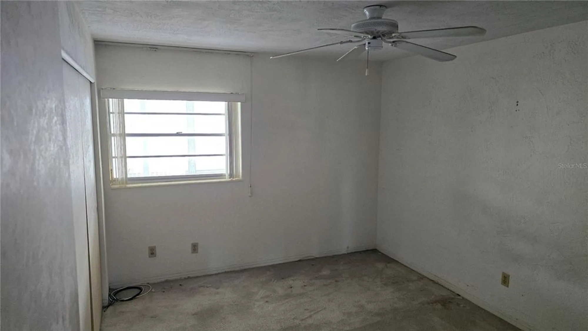 Property Slideshow image 13 of 25 | 2461 canadian way 33, Clearwater, FL, 33763