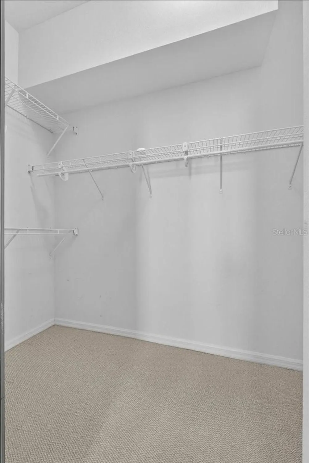 Property Slideshow image 35 of 53 | 4220 windchime ln, Lakeland, FL, 33811