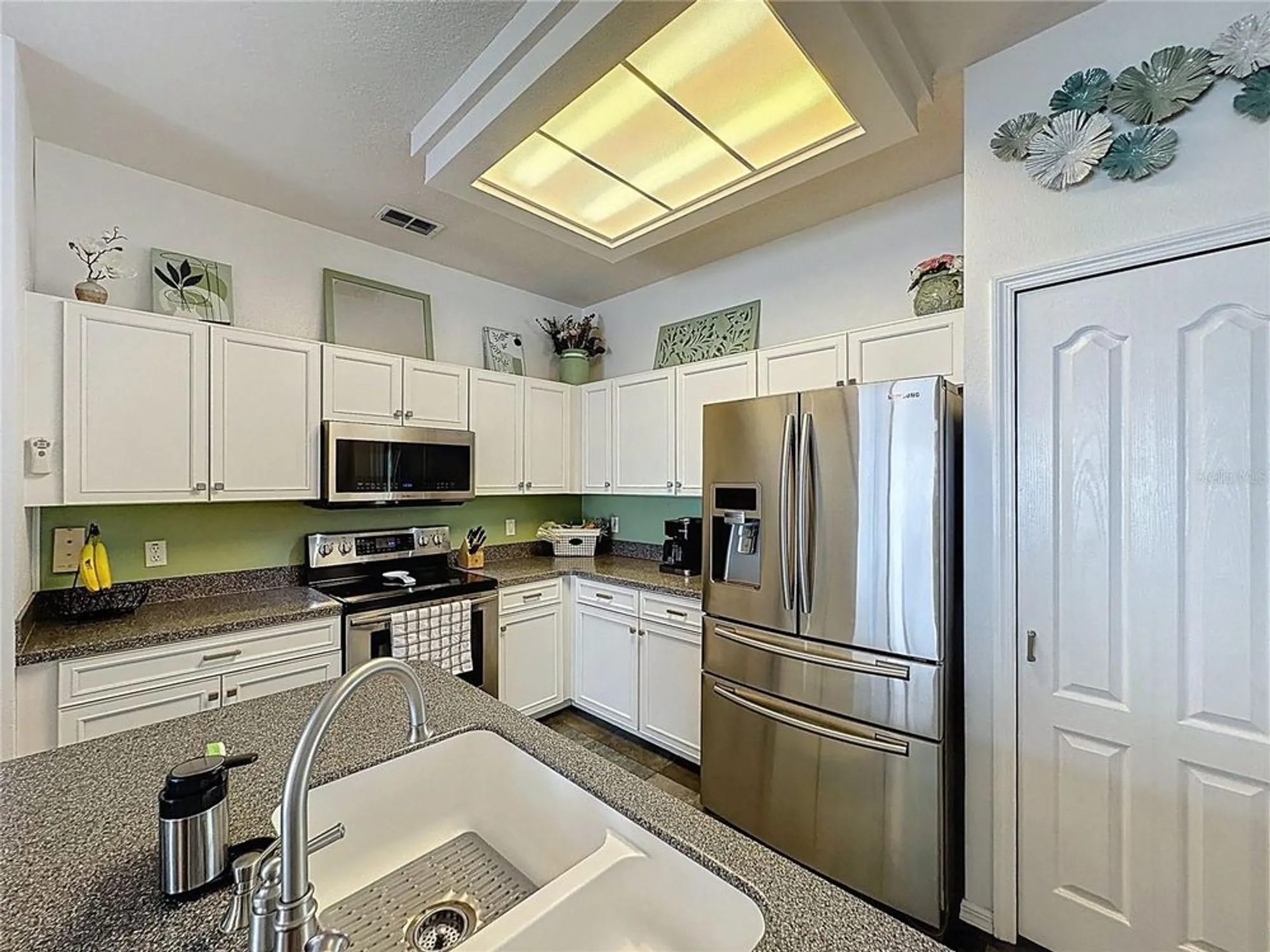 Property Slideshow image 31 of 82 | 4122 hammersmith dr, Clermont, FL, 34711