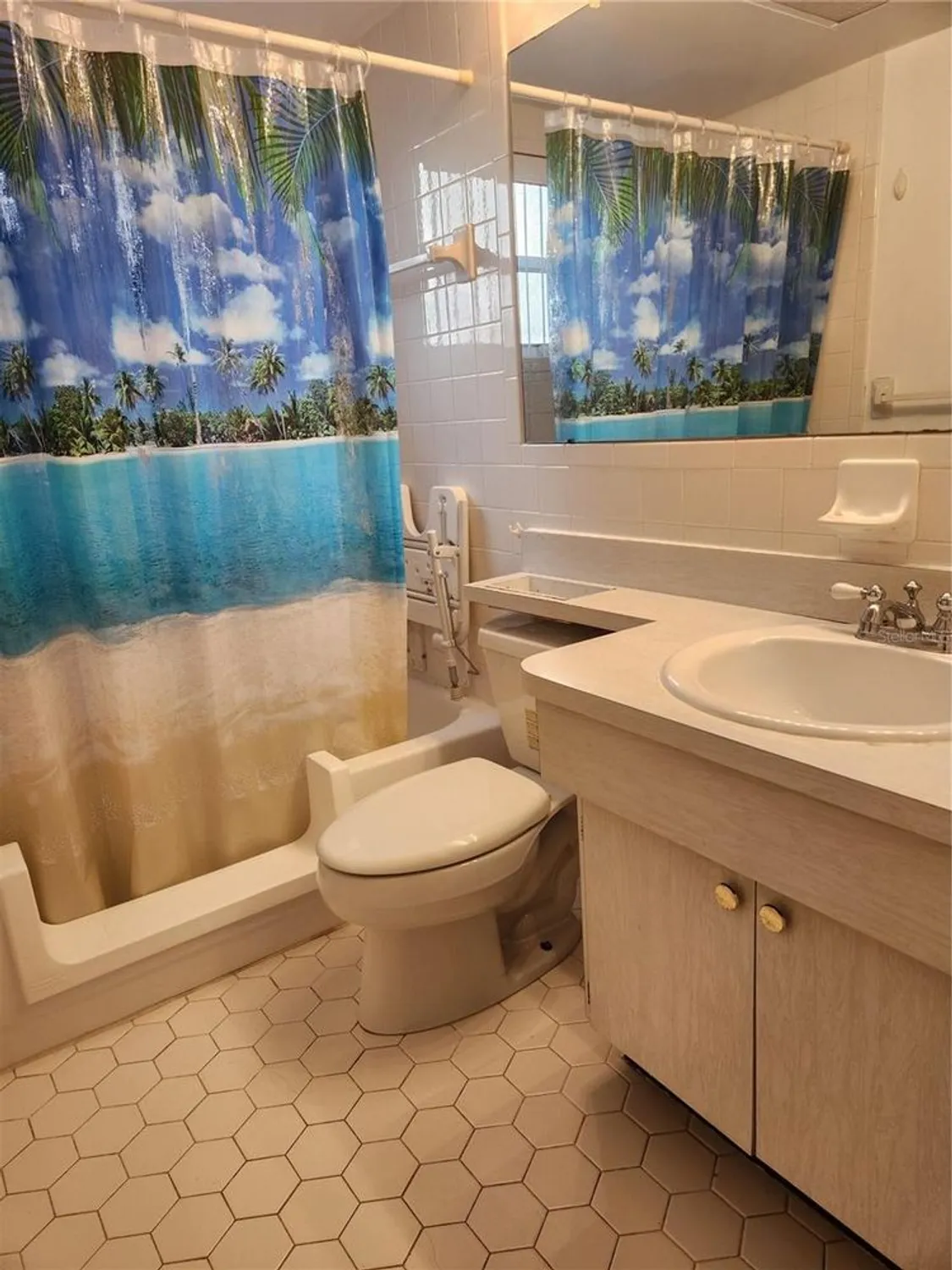 Property Slideshow image 12 of 28 | 1250 s pinellas ave 506, Tarpon Springs, FL, 34689