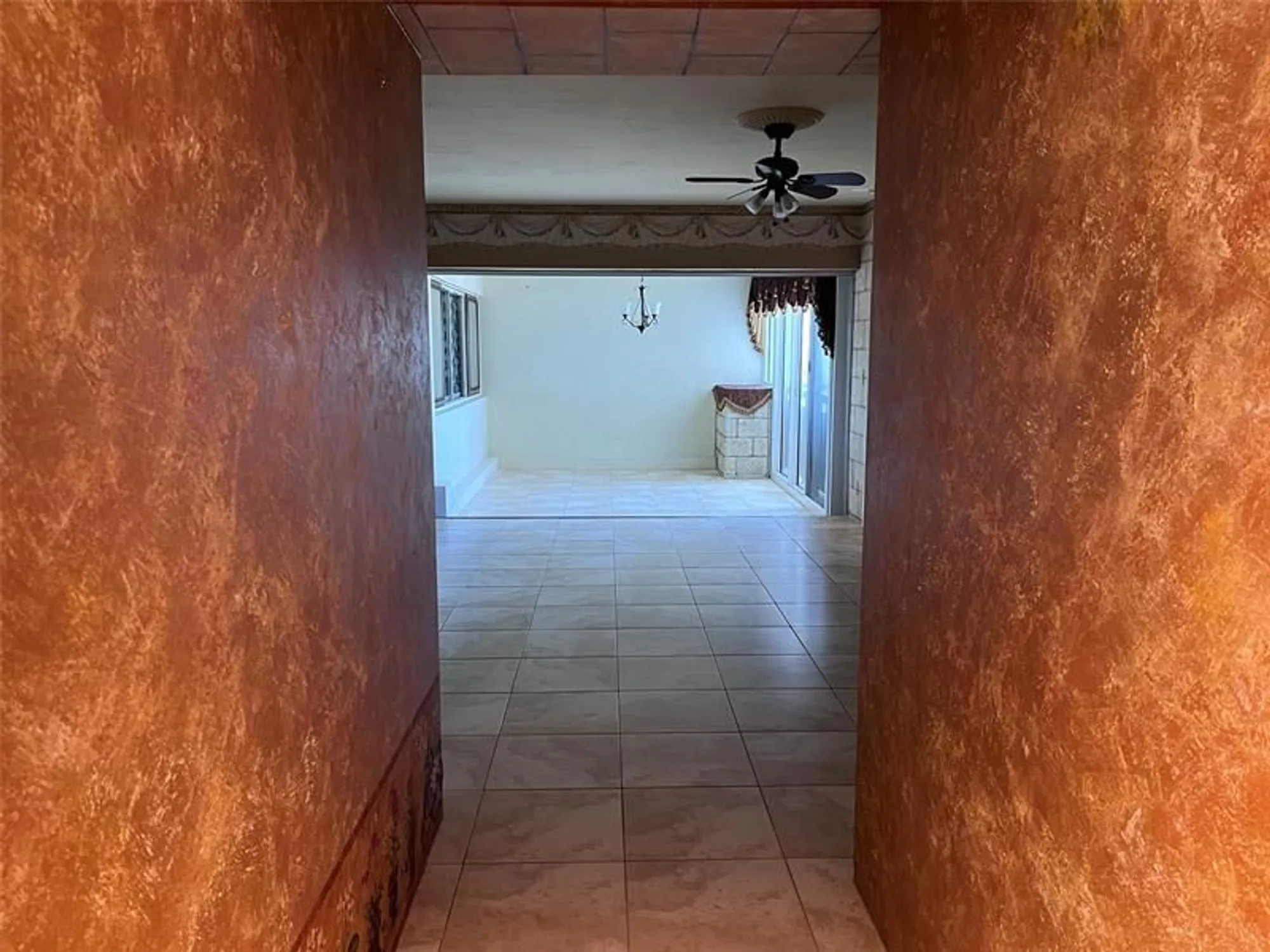 Property Slideshow image 8 of 38 | 3200 ne 36th st 1012, Fort Lauderdale, FL, 33308