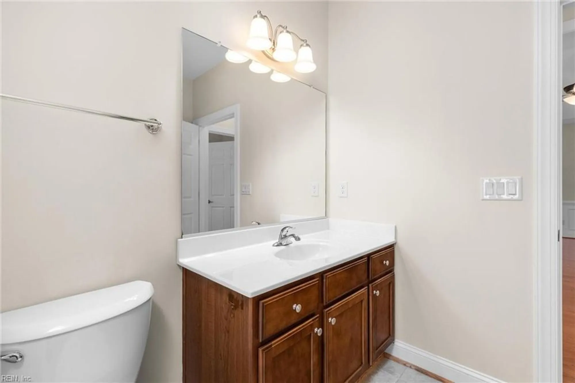 Property Slideshow image 20 of 39 | 1413 thistlewood ln # 54, Chesapeake, VA, 23320