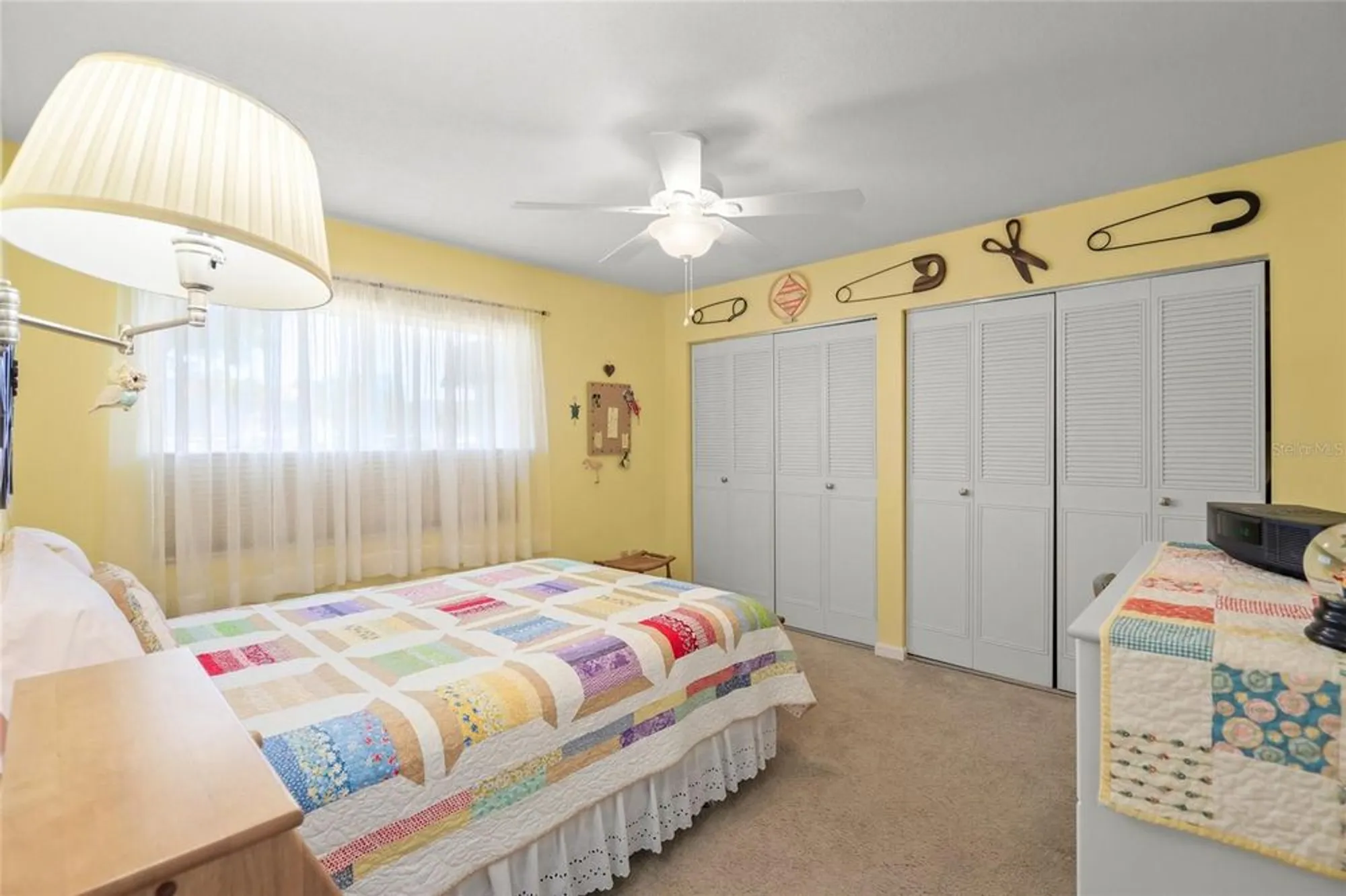 Property Slideshow image 28 of 41 | 1325 glen oaks dr 133, Sarasota, FL, 34232