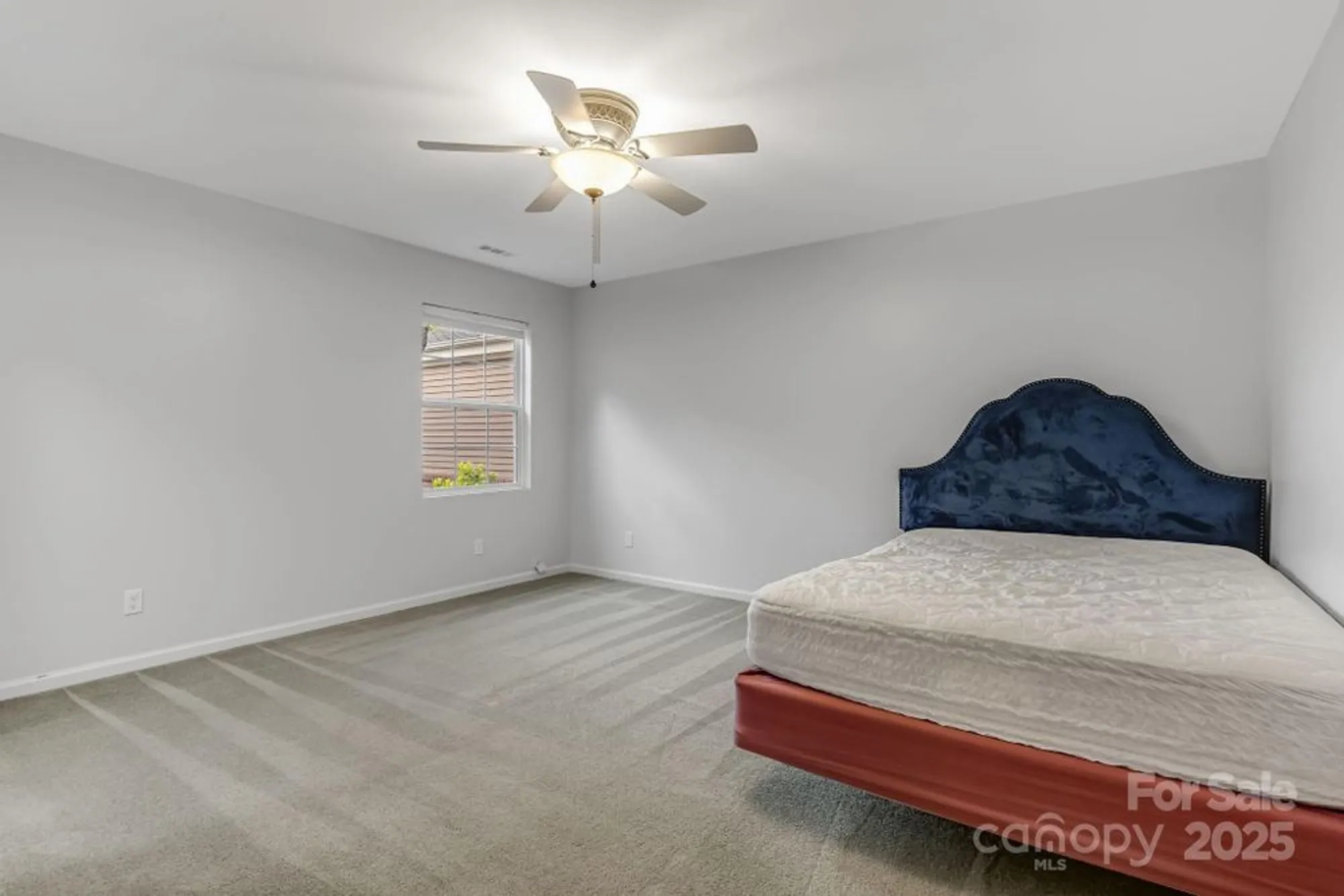 Property Slideshow image 29 of 34 | 11 heather way d, Candler, NC, 28715