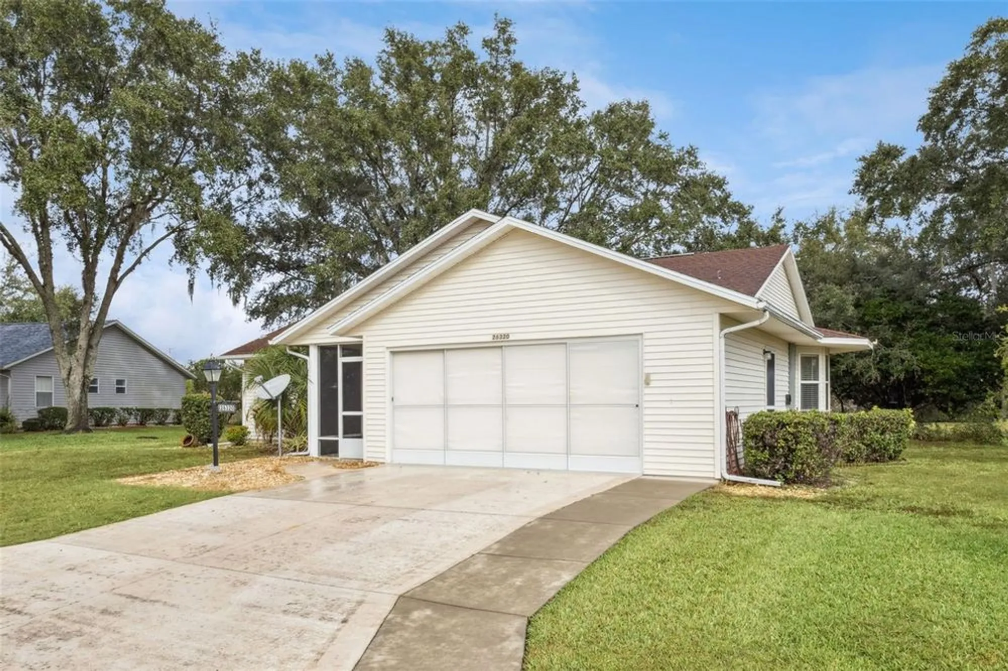 Property Slideshow image 4 of 73 | 26320 evert st, Leesburg, FL, 34748