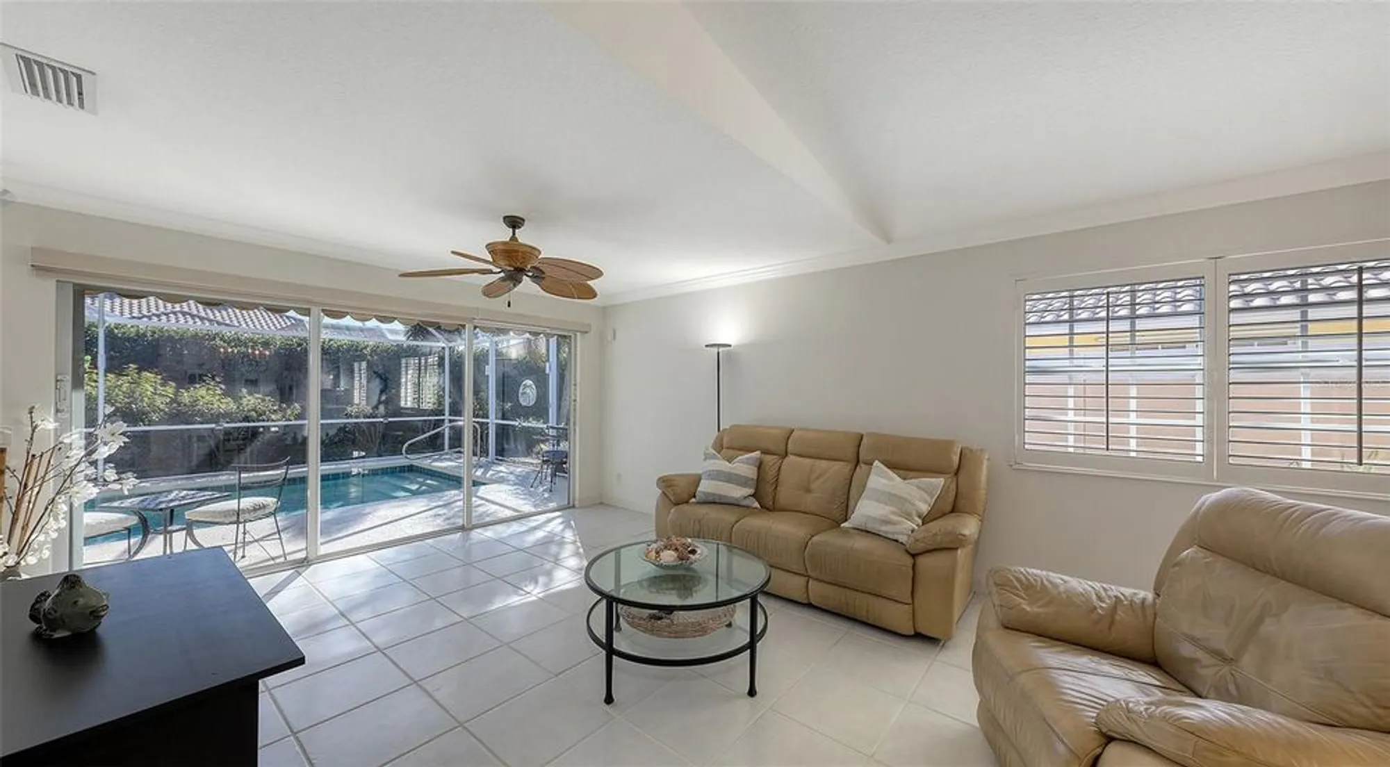 Property Slideshow image 20 of 93 | 7575 quinto dr, Sarasota, FL, 34238