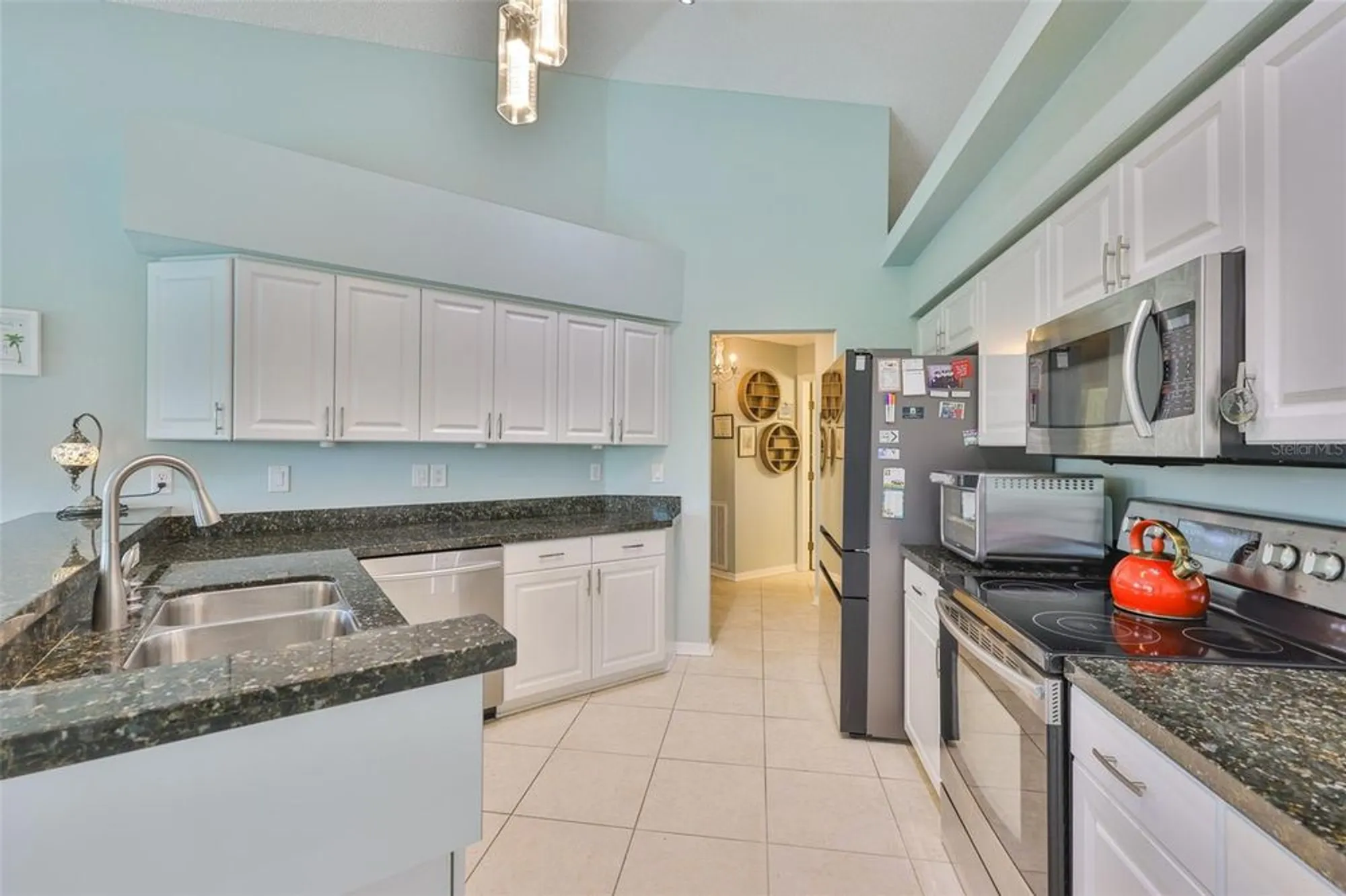 Property Slideshow image 14 of 51 | 2249 new bedford dr, Sun City Center, FL, 33573