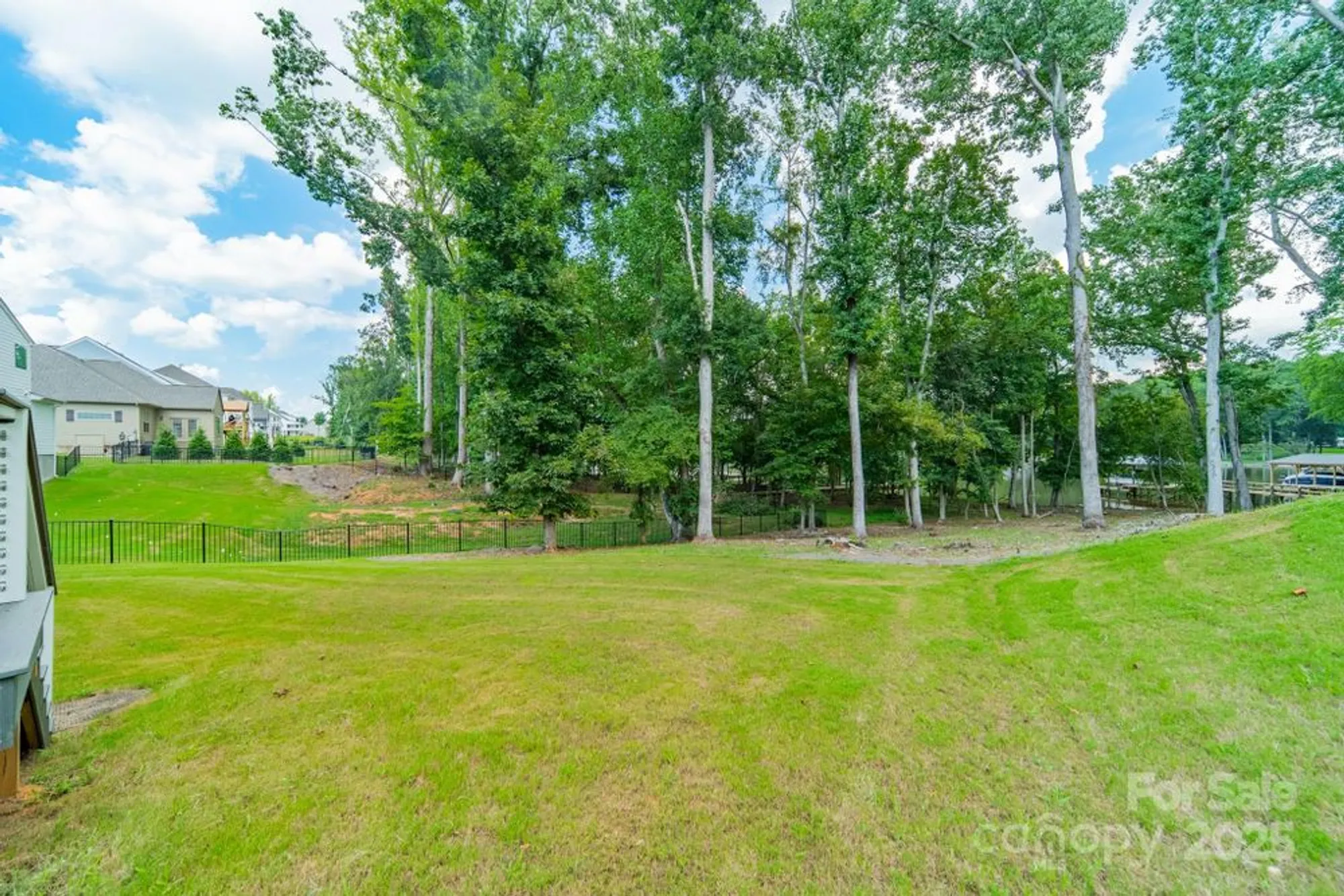 Property Slideshow image 15 of 48 | 6034 jepson ct, Charlotte, NC, 28214