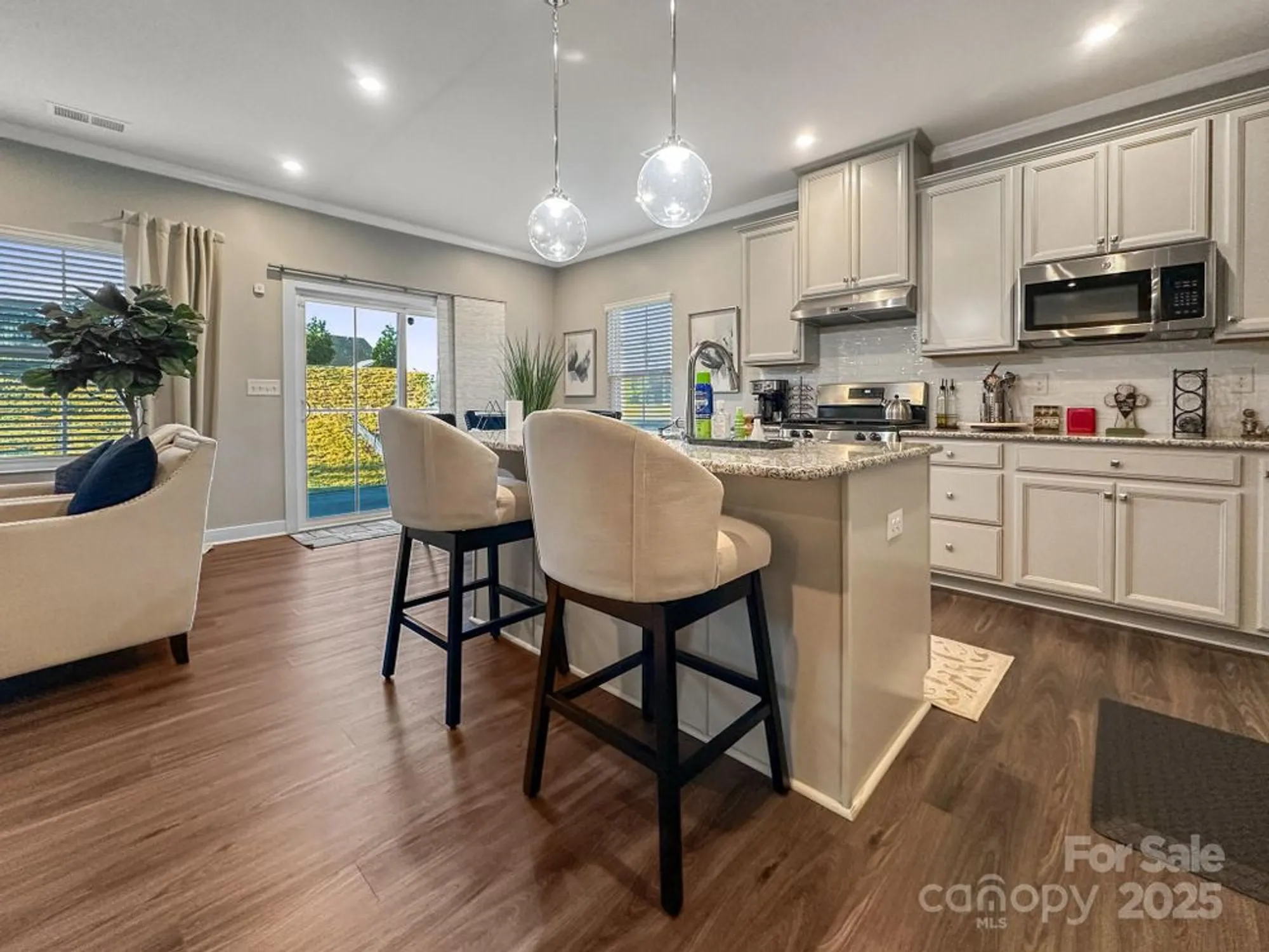 Property Slideshow image 12 of 23 | 10253 black locust ln, Charlotte, NC, 28215