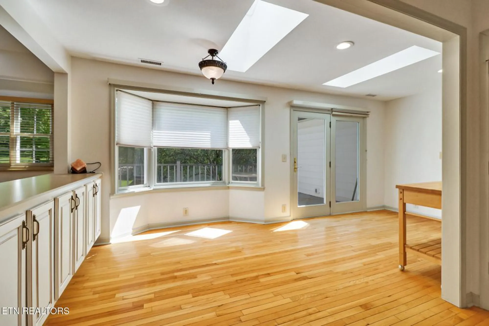 Property Slideshow image 24 of 55 | 11 kingsboro ln, Crossville, TN, 38558