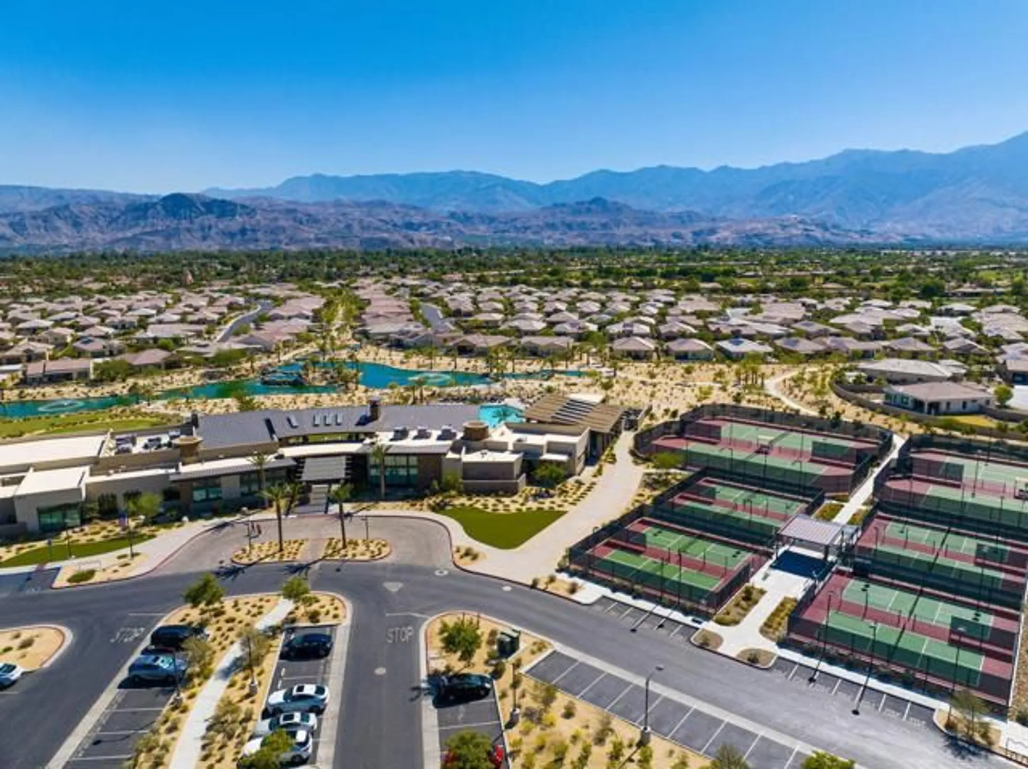 Property Slideshow image 41 of 49 | 16 riesling, Rancho Mirage, CA, 92270