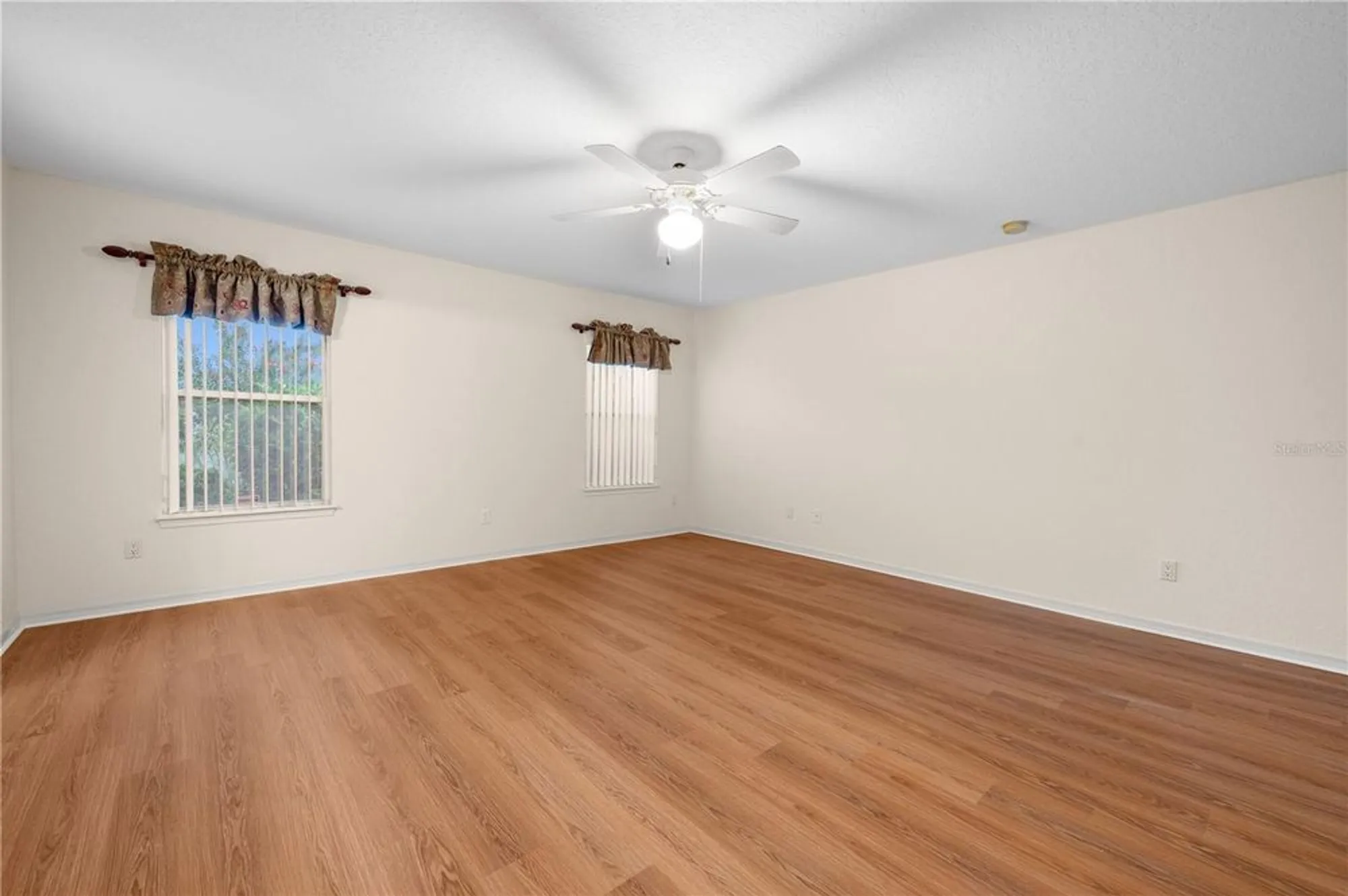 Property Slideshow image 30 of 49 | 11094 se 173rd ln, Summerfield, FL, 34491