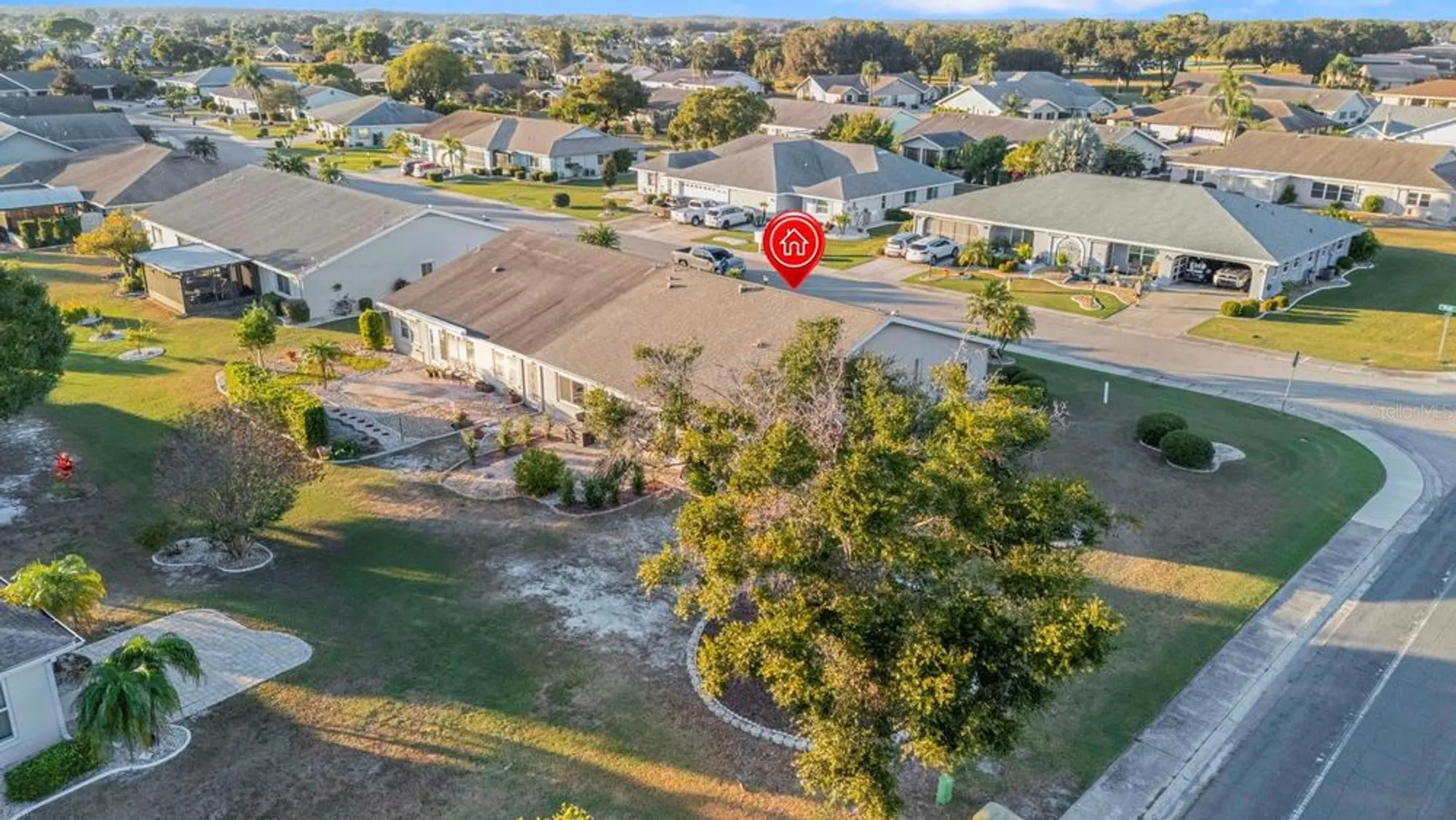 Property Slideshow image 10 of 43 | 302 stroll ln, Sun City Center, FL, 33573