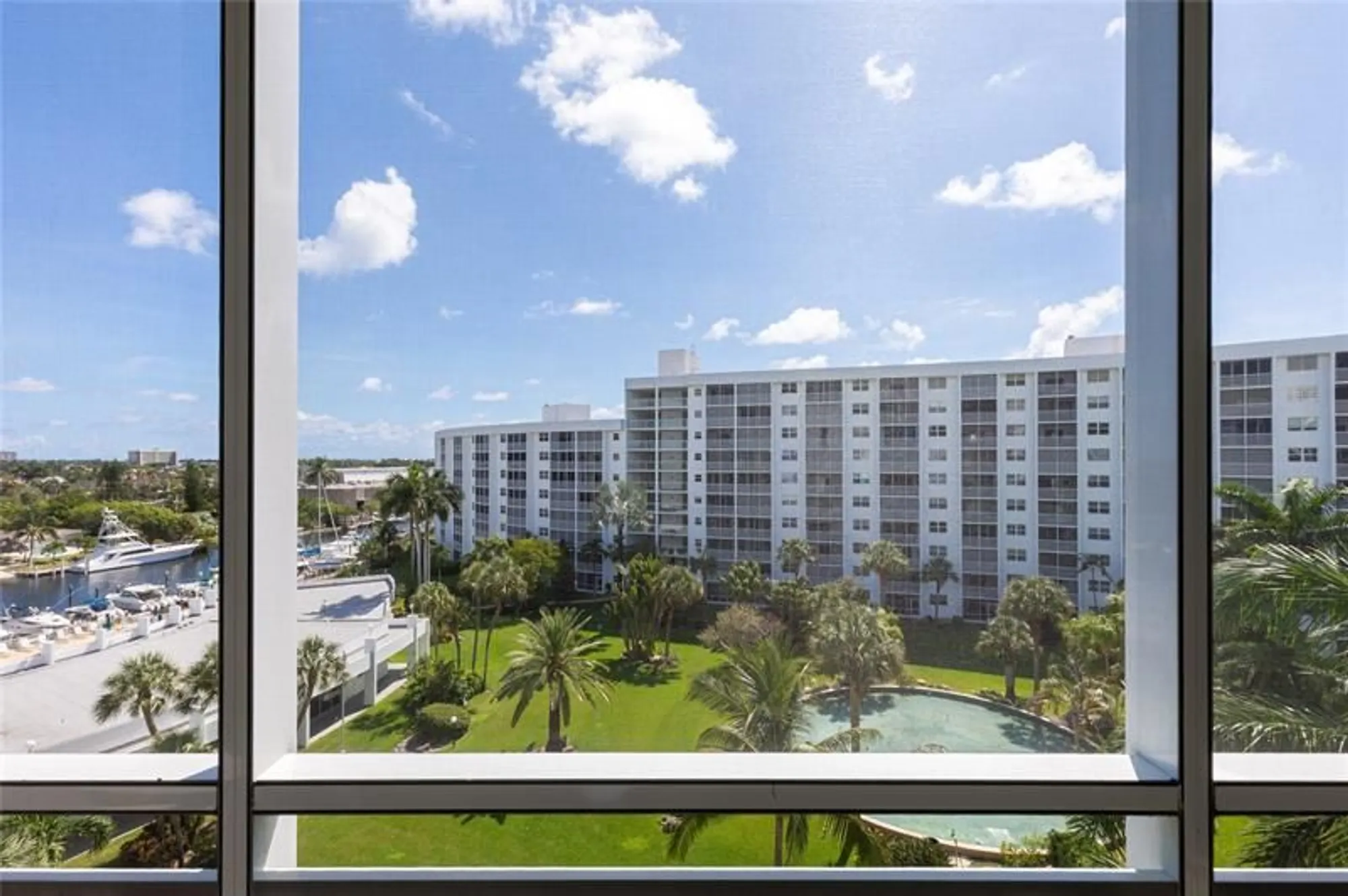 Property Slideshow image 17 of 43 | 2731 ne 14th street cswy 710, Pompano Beach, FL, 33062
