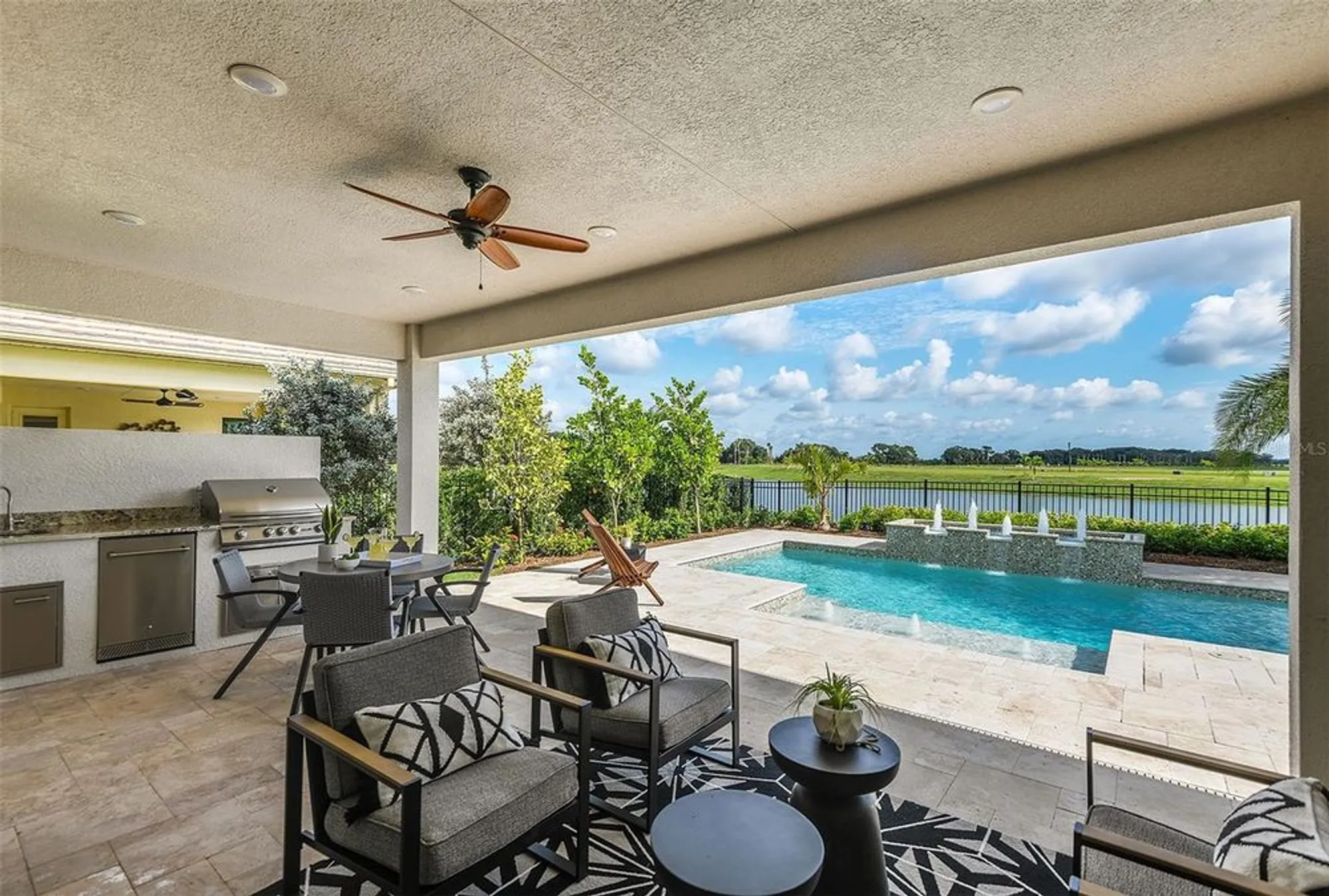 Property Slideshow image 39 of 77 | 18123 cresswind ter, Lakewood Ranch, FL, 34211