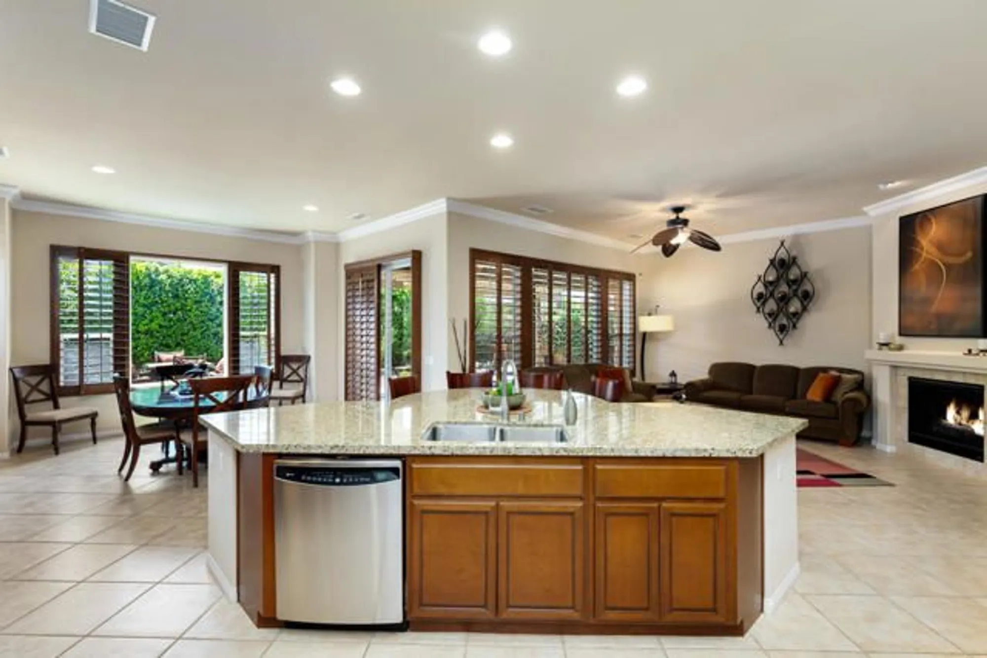 Property Slideshow image 9 of 74 | 81463 joshua tree ct, La Quinta, CA, 92253