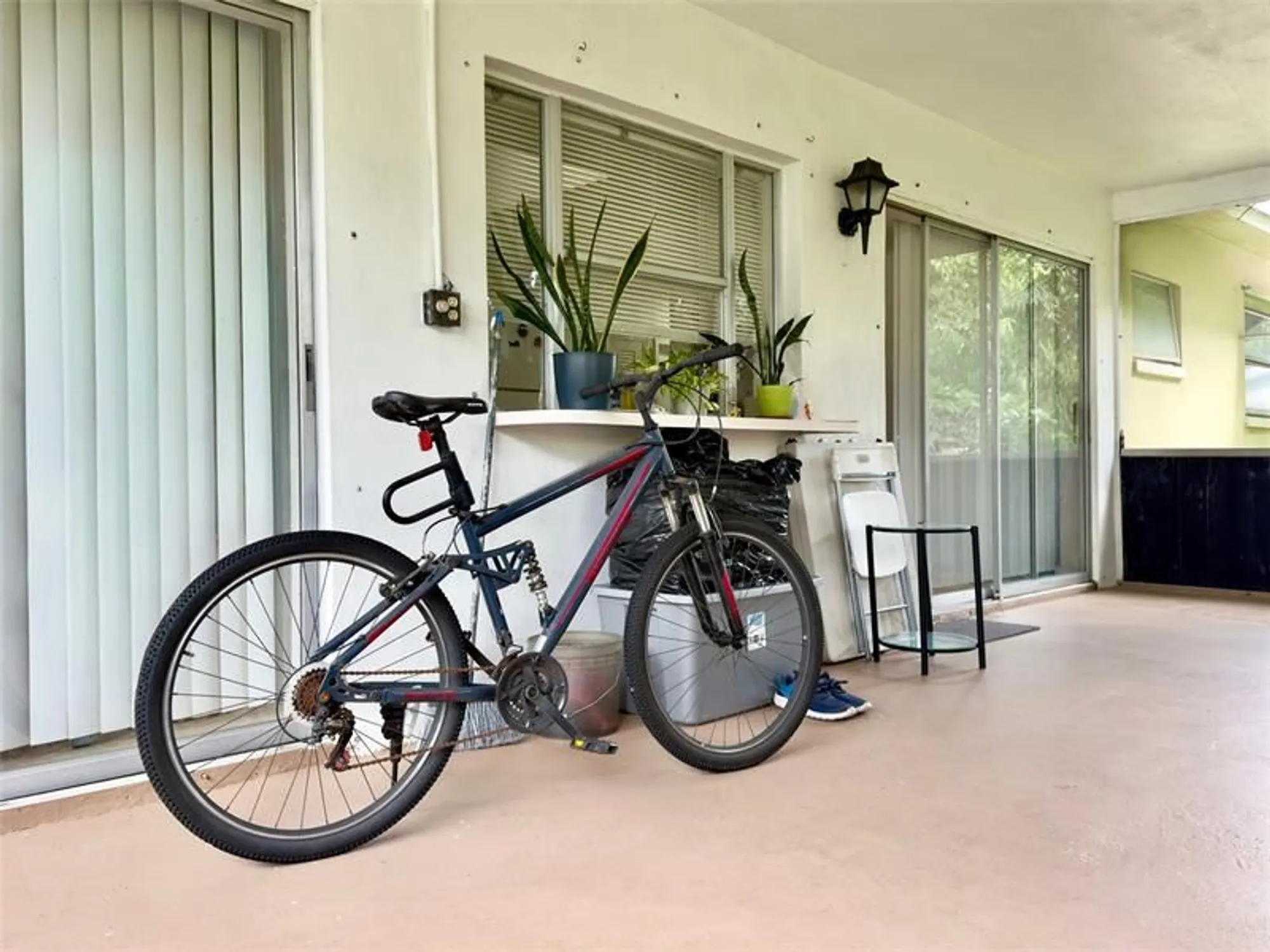 Property Slideshow image 19 of 27 | 4510 nw 46th st, Tamarac, FL, 33319