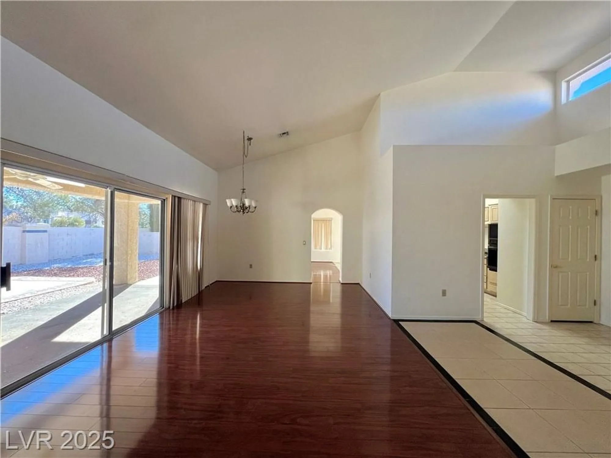 Property Slideshow image 6 of 33 | 3012 morning ridge dr, Las Vegas, NV, 89134