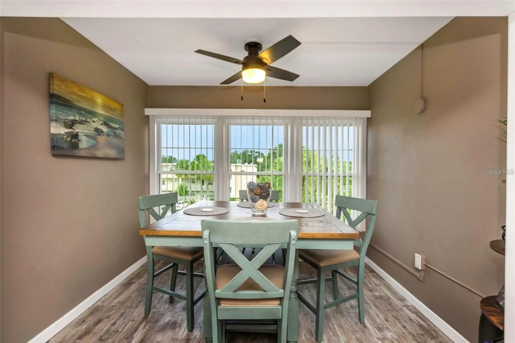 Property Slideshow image 11 of 37 | 940 virginia st 303, Dunedin, FL, 34698