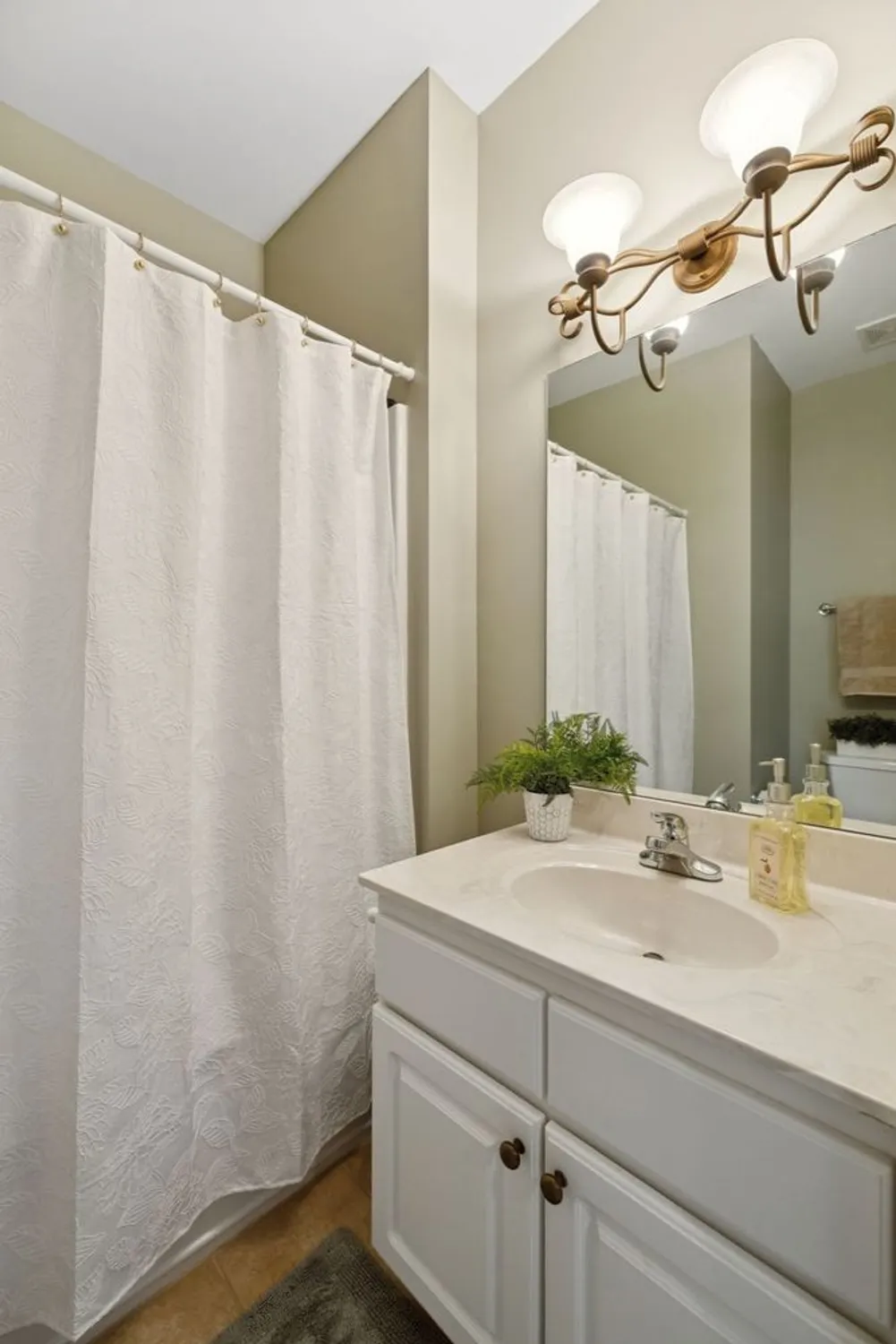 Property Slideshow image 14 of 47 | 7 baker ct, Lebanon, TN, 37087