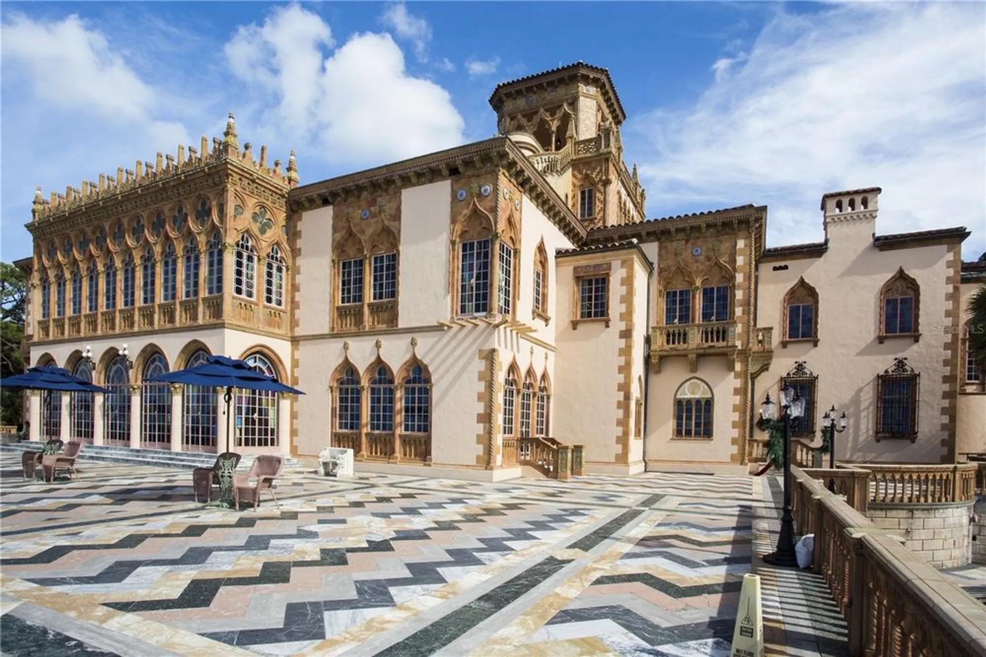 Property Slideshow image 65 of 77 | 7149 fairway bend cir, Sarasota, FL, 34243