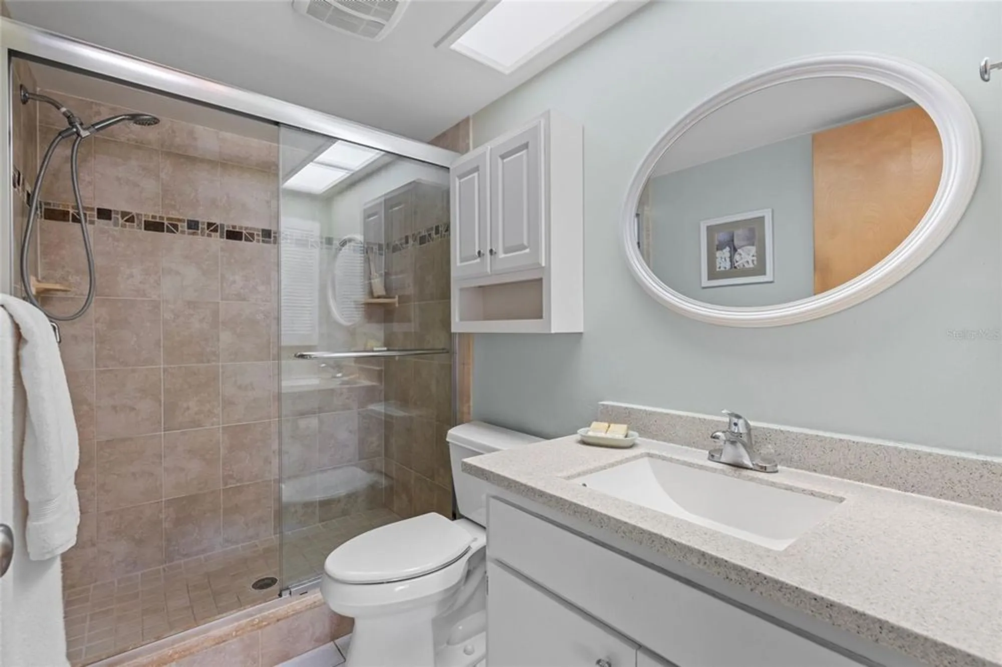 Property Slideshow image 22 of 46 | 2502 royal pines cir # 5a, Clearwater, FL, 33763