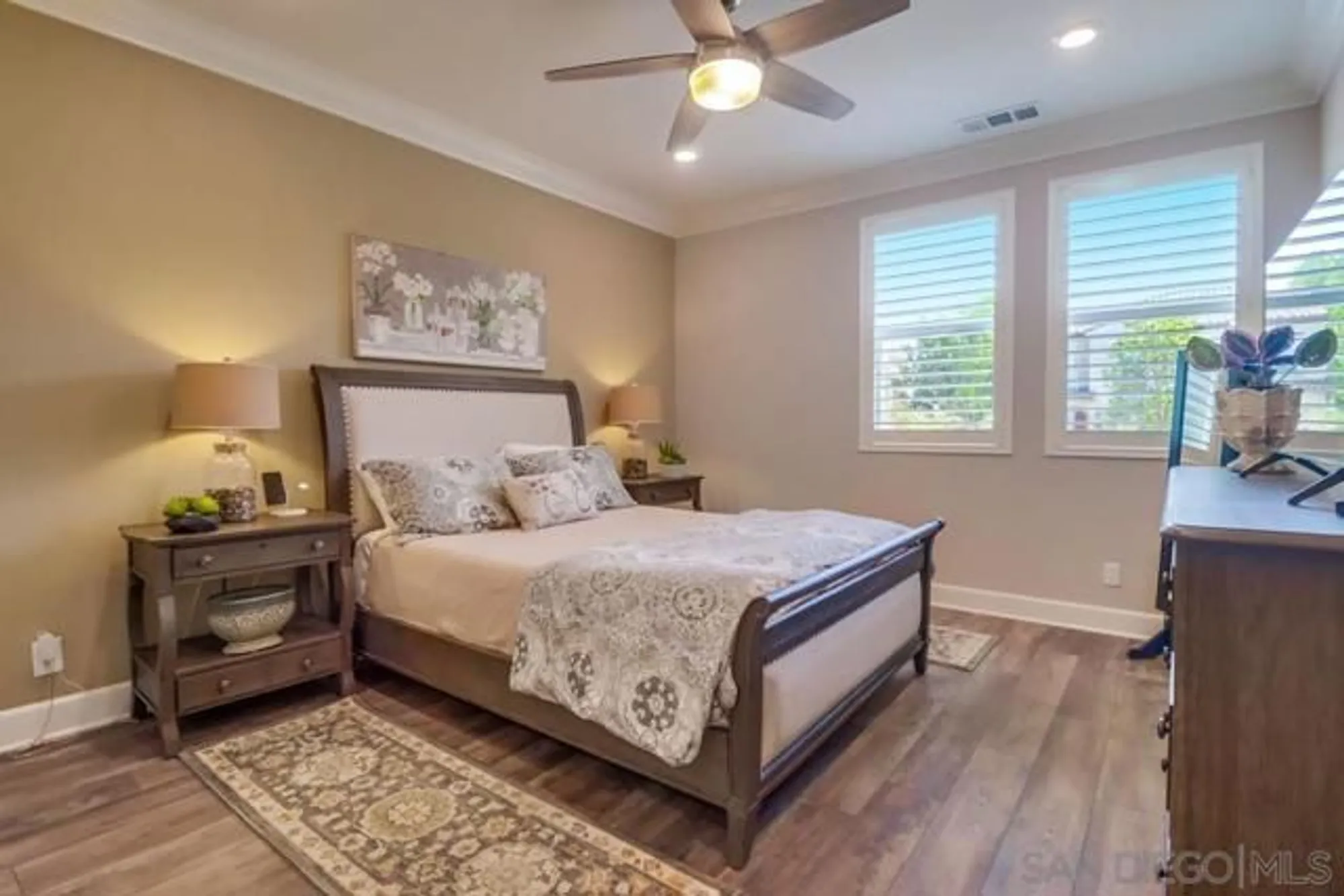 Property Slideshow image 17 of 40 | 16750 coyote bush dr unit 31, San Diego, CA, 92127