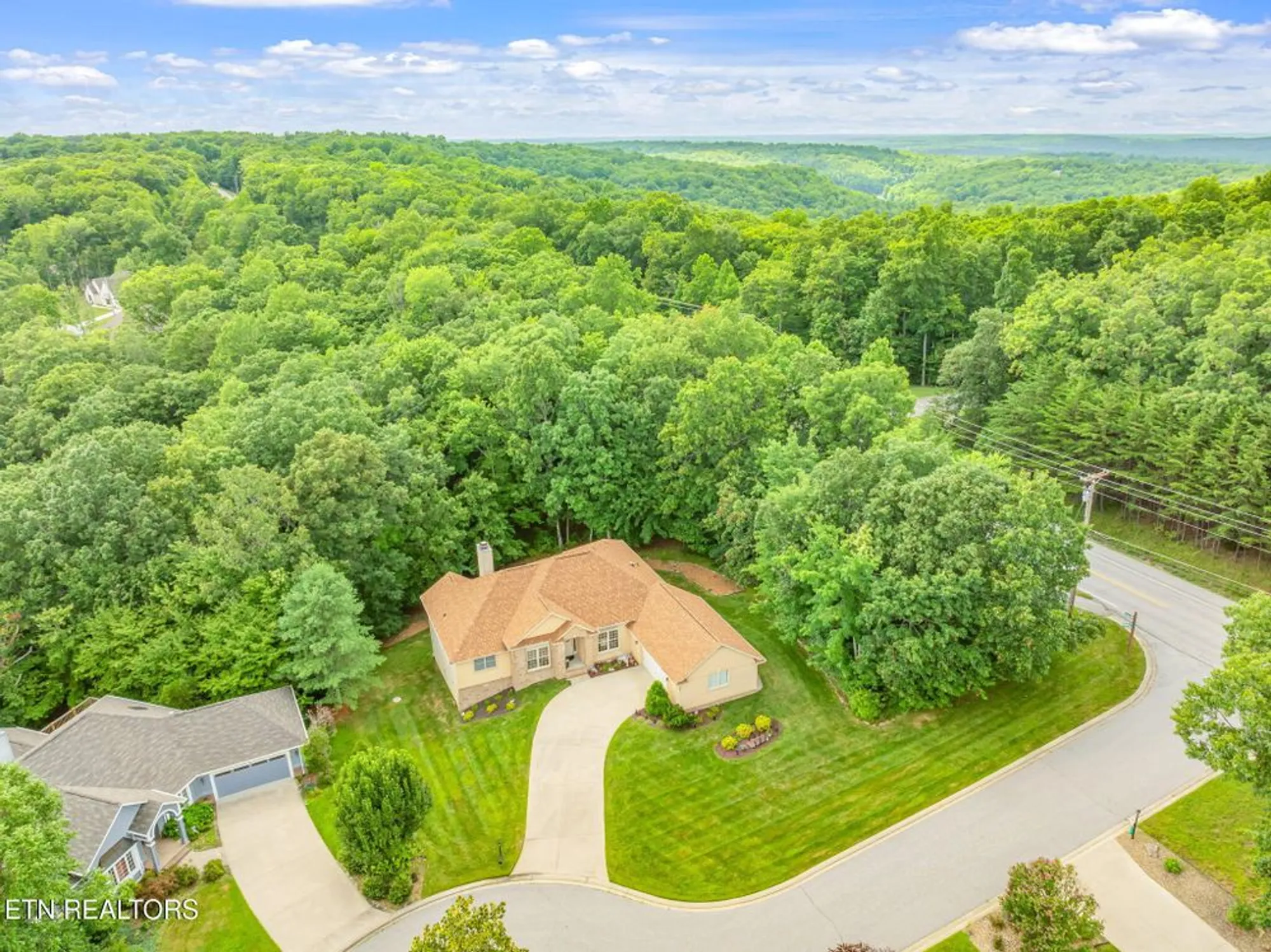 Property Slideshow image 43 of 45 | 12 dewsbury ter, Crossville, TN, 38558