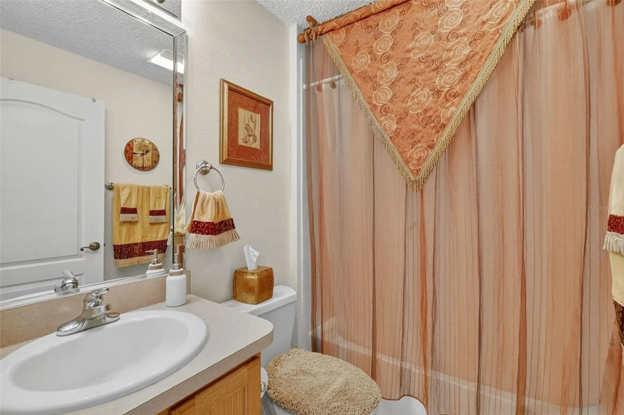 Property Slideshow image 17 of 25 | 2123 heather hill loop, The Villages, FL, 32162