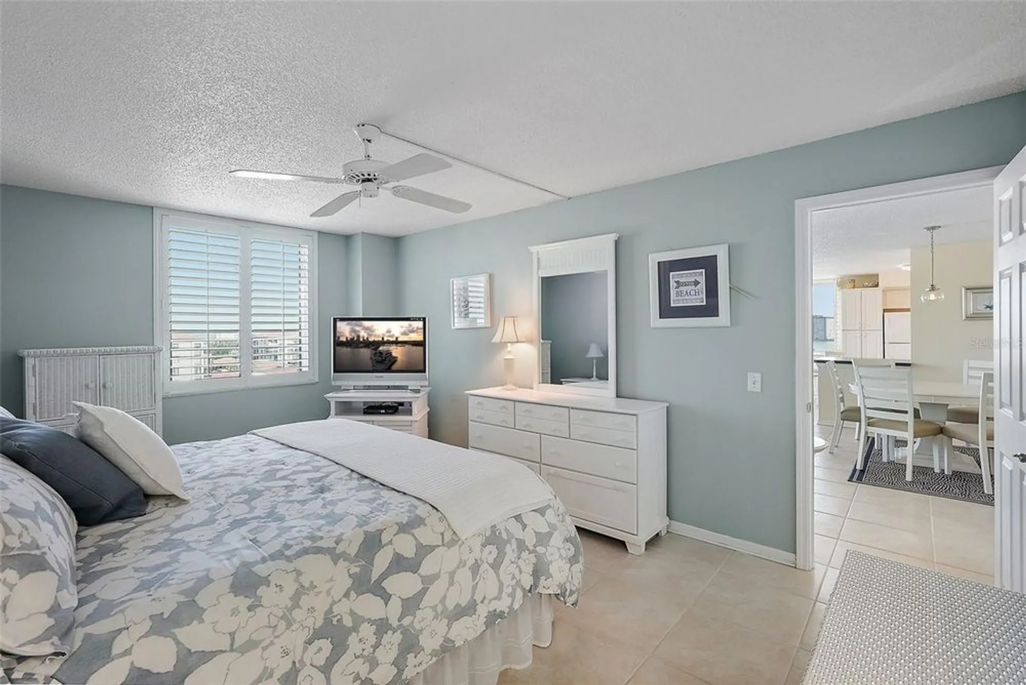 Property Slideshow image 20 of 42 | 6322 palma del mar blvd s apt 706, St Petersburg, FL, 33715