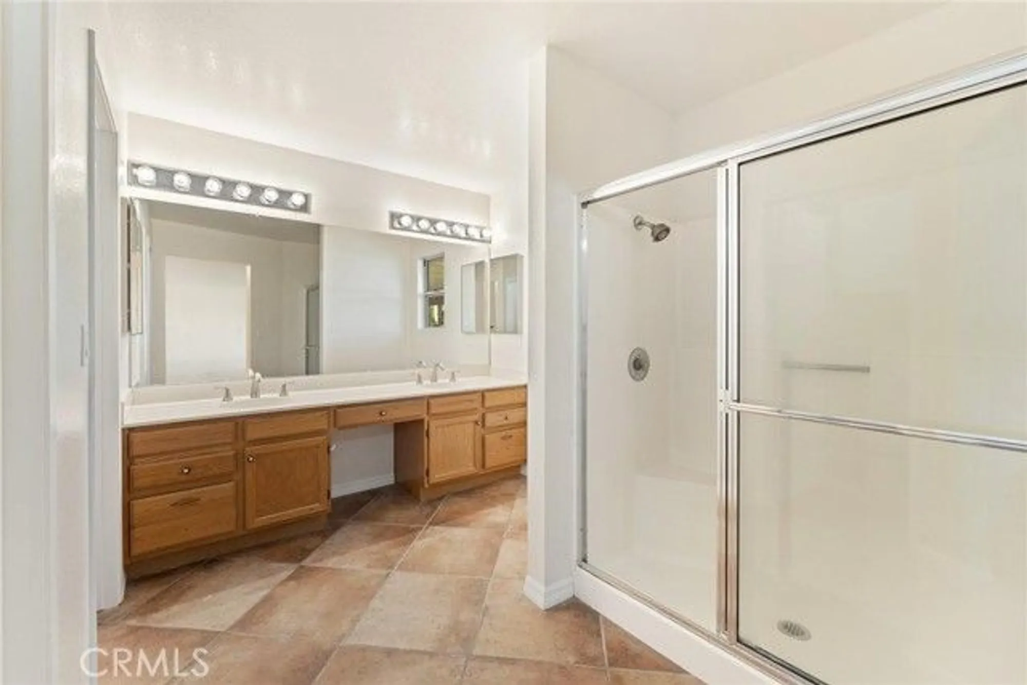 Property Slideshow image 17 of 40 | 1886 tamarack ln, Hemet, CA, 92545