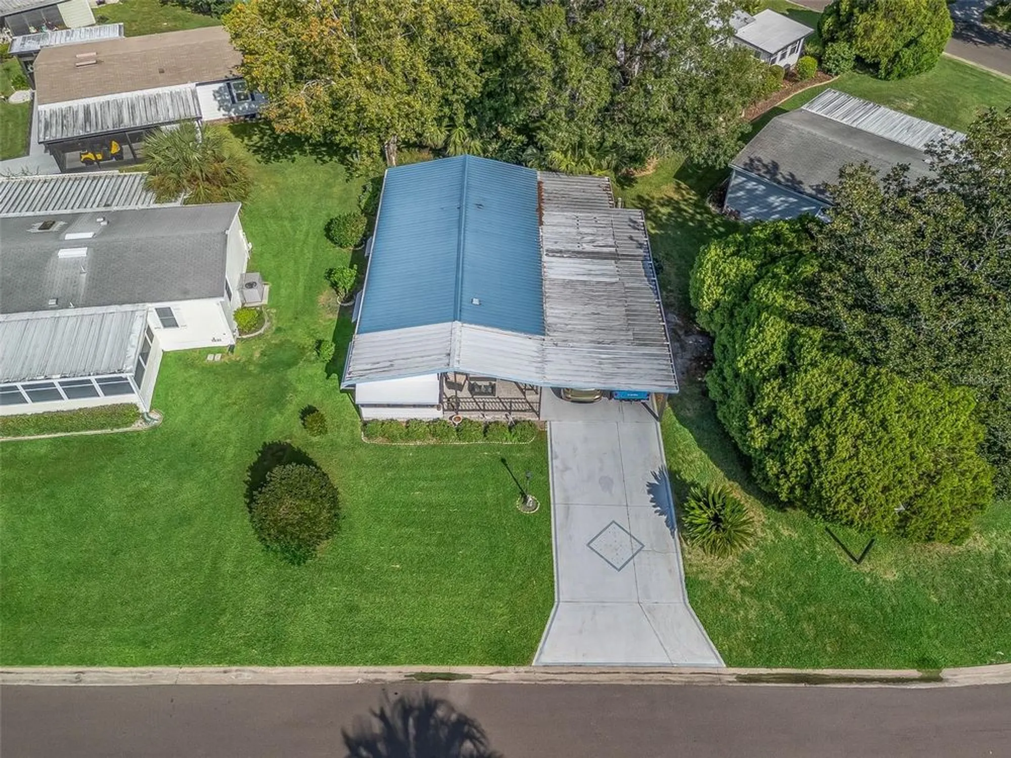 Property Slideshow image 36 of 37 | 1708 lauren ln, Lady Lake, FL, 32159