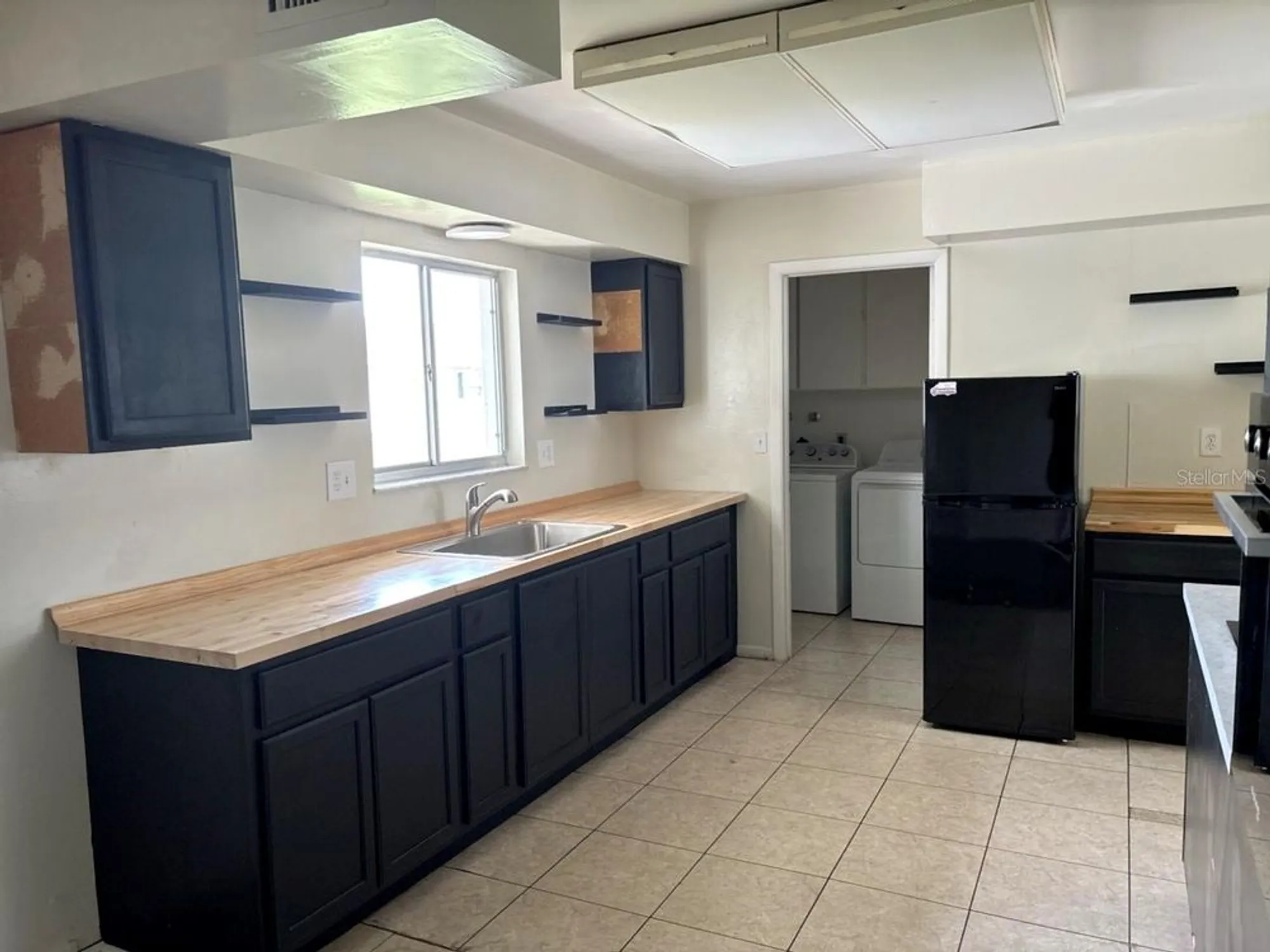 Property Slideshow image 8 of 16 | 1515 danbury dr, Sun City Center, FL, 33573