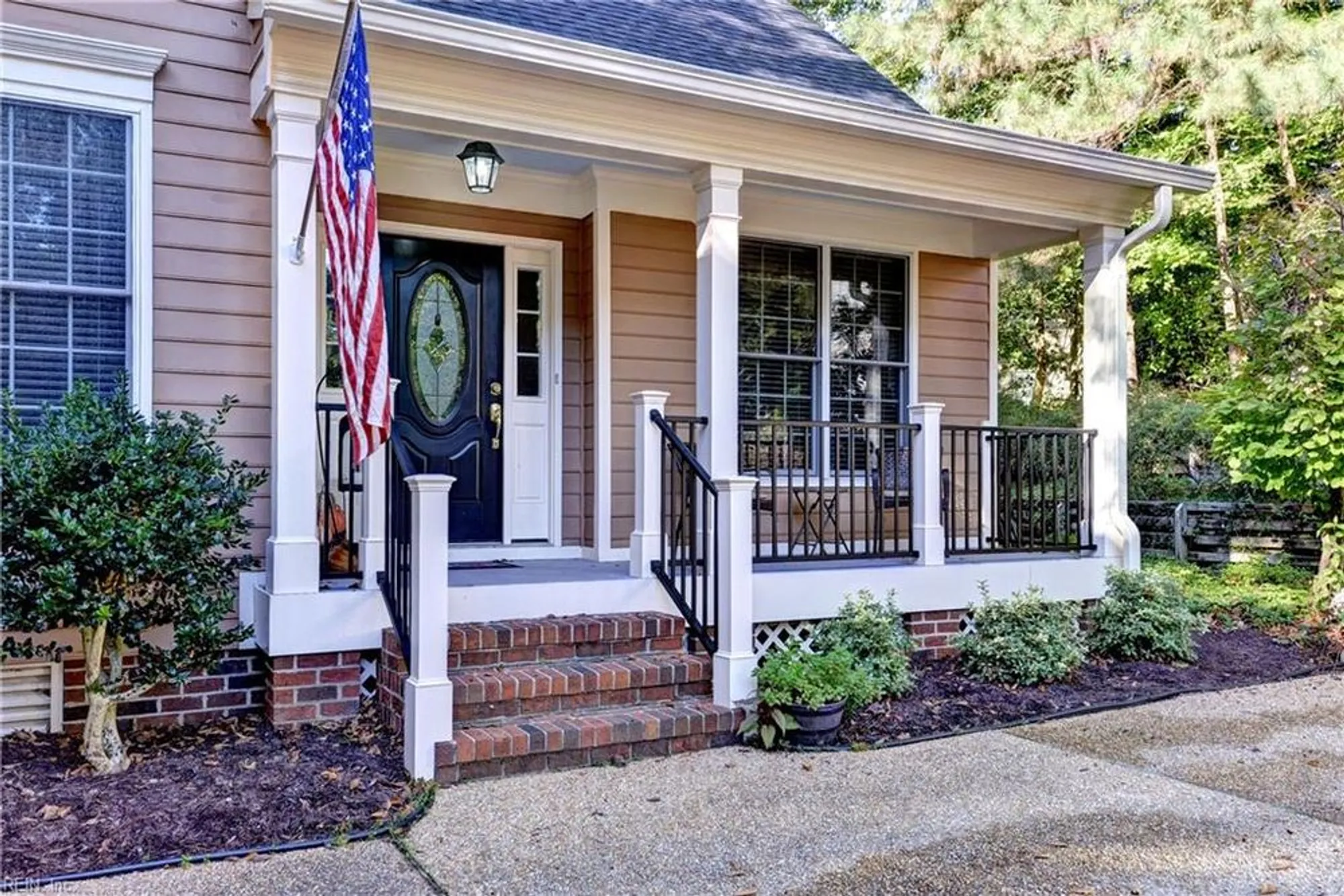 Property Slideshow image 34 of 47 | 108 aberdeen, Williamsburg, VA, 23188