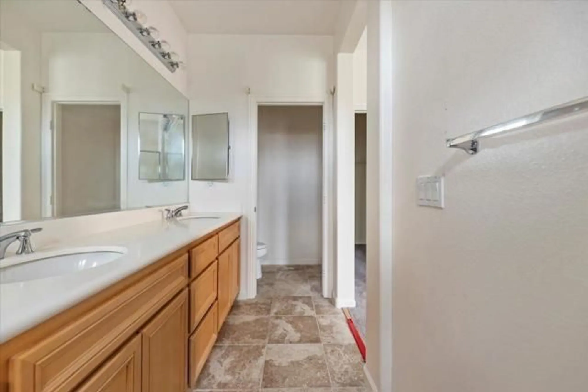 Property Slideshow image 37 of 44 | 1563 quiet crk, Beaumont, CA, 92223