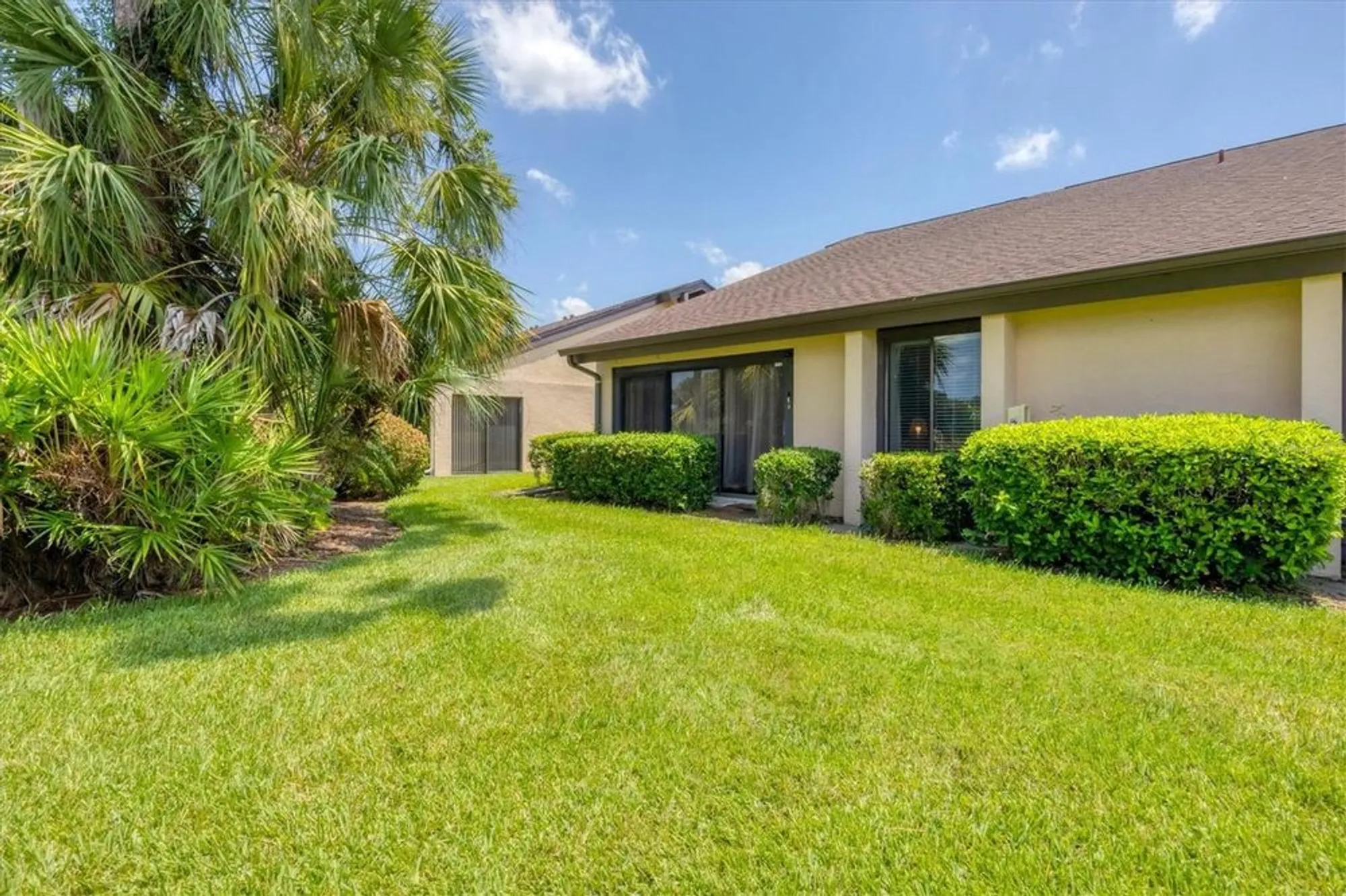 Property Slideshow image 26 of 45 | 6271 timber lake dr g6, Sarasota, FL, 34243