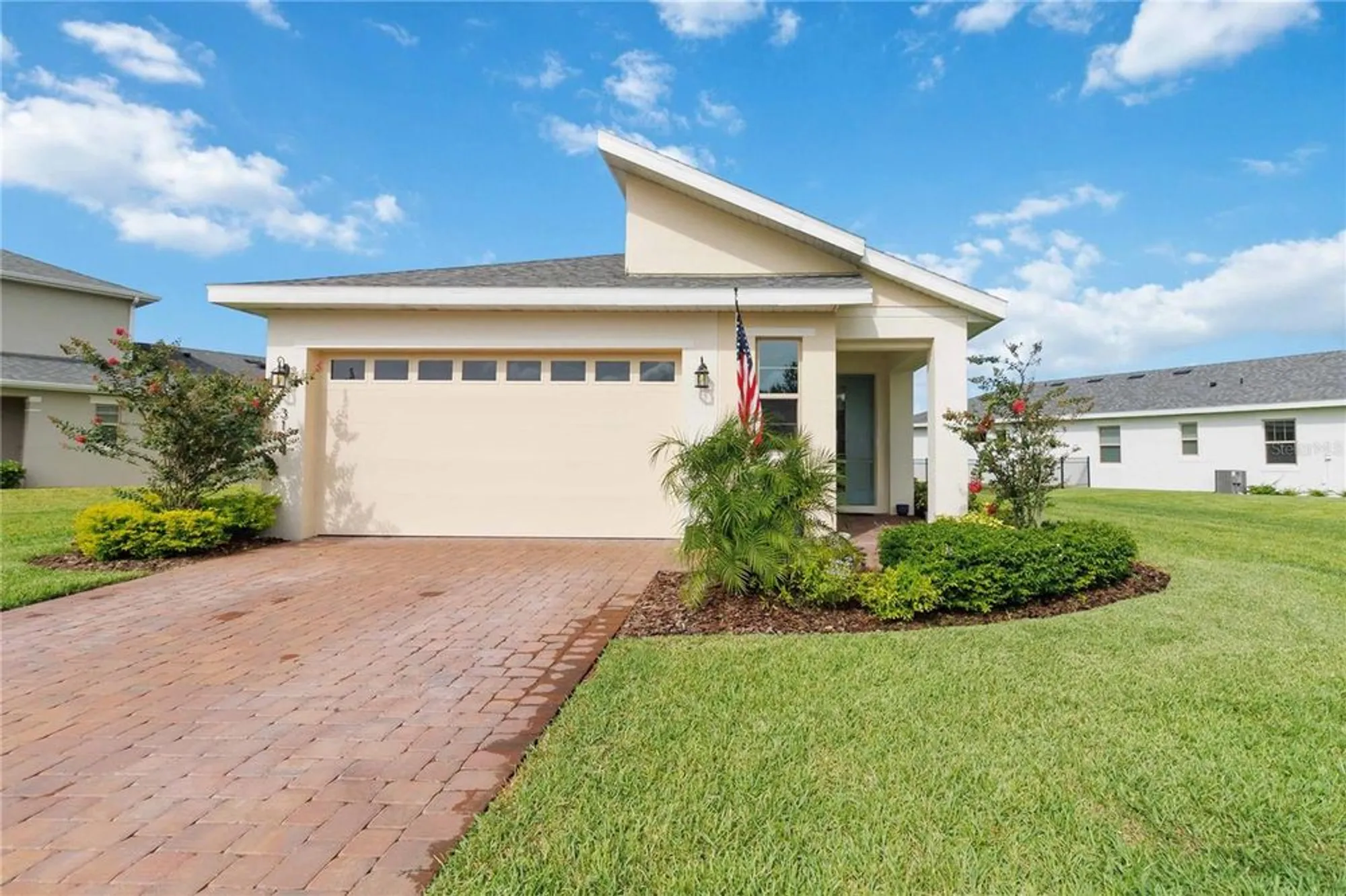 Property Slideshow image 1 of 32 | 3184 songbird cir, Harmony, FL, 34773